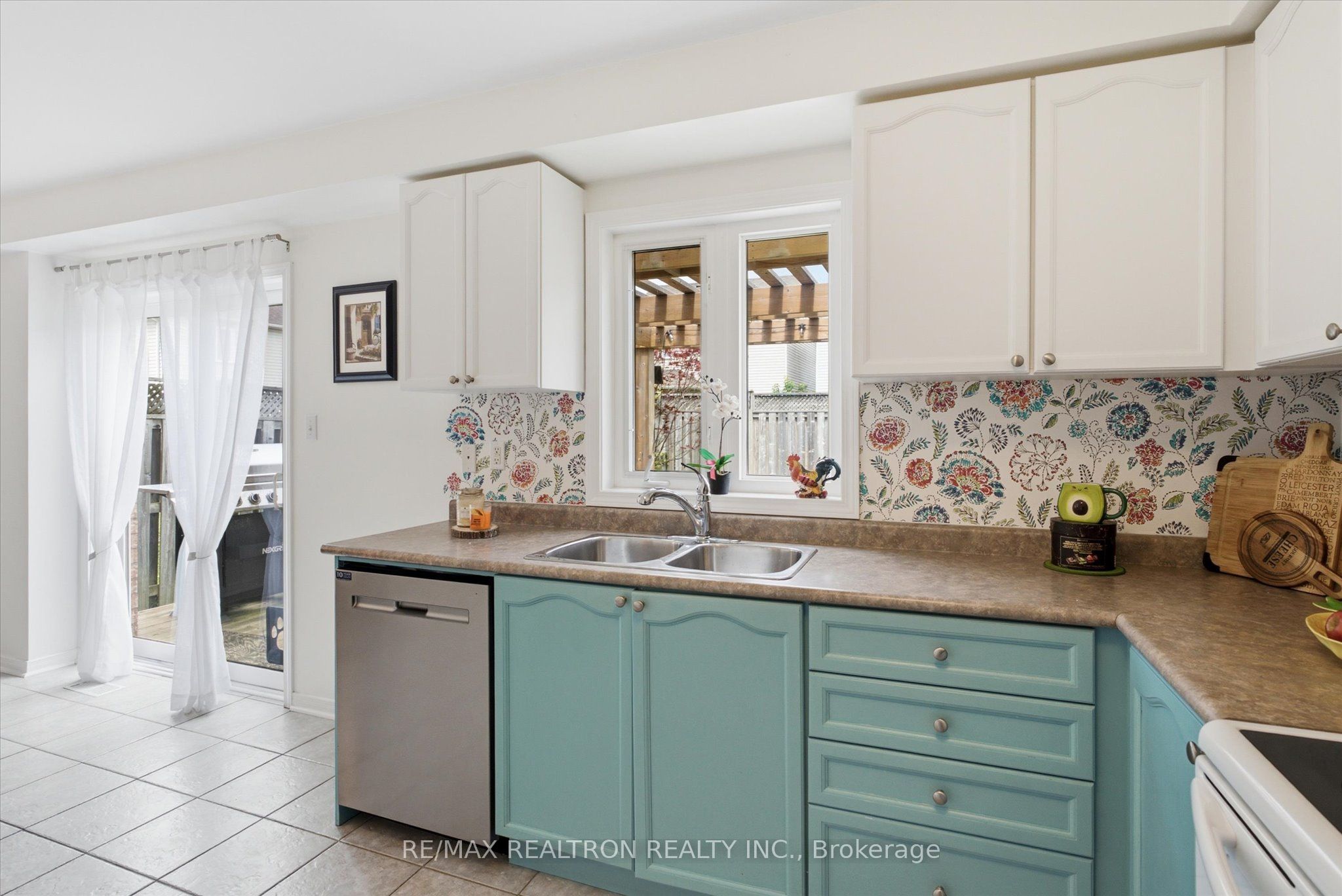 78 Hutton Place Property Photo 15