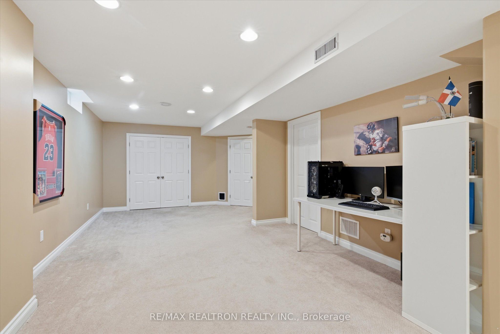 78 Hutton Place Property Photo 35