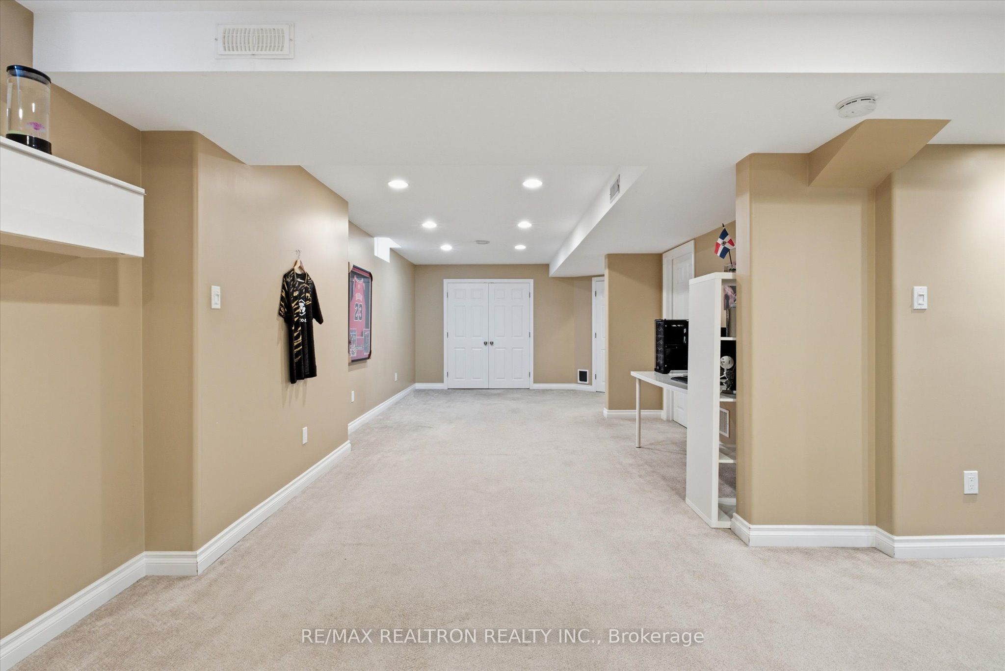 78 Hutton Place Property Photo 37