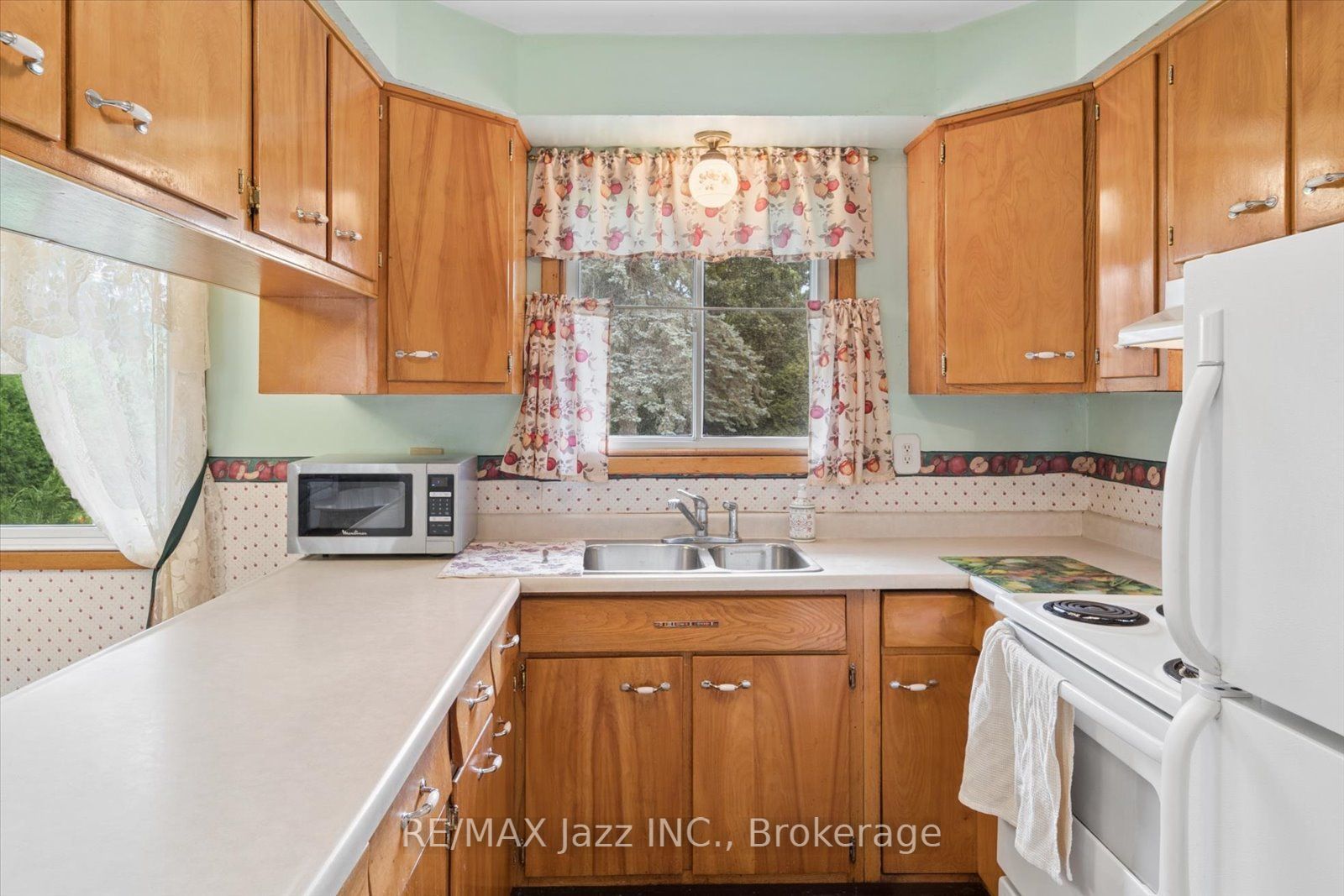 616 Bickle Drive Property Photo 11