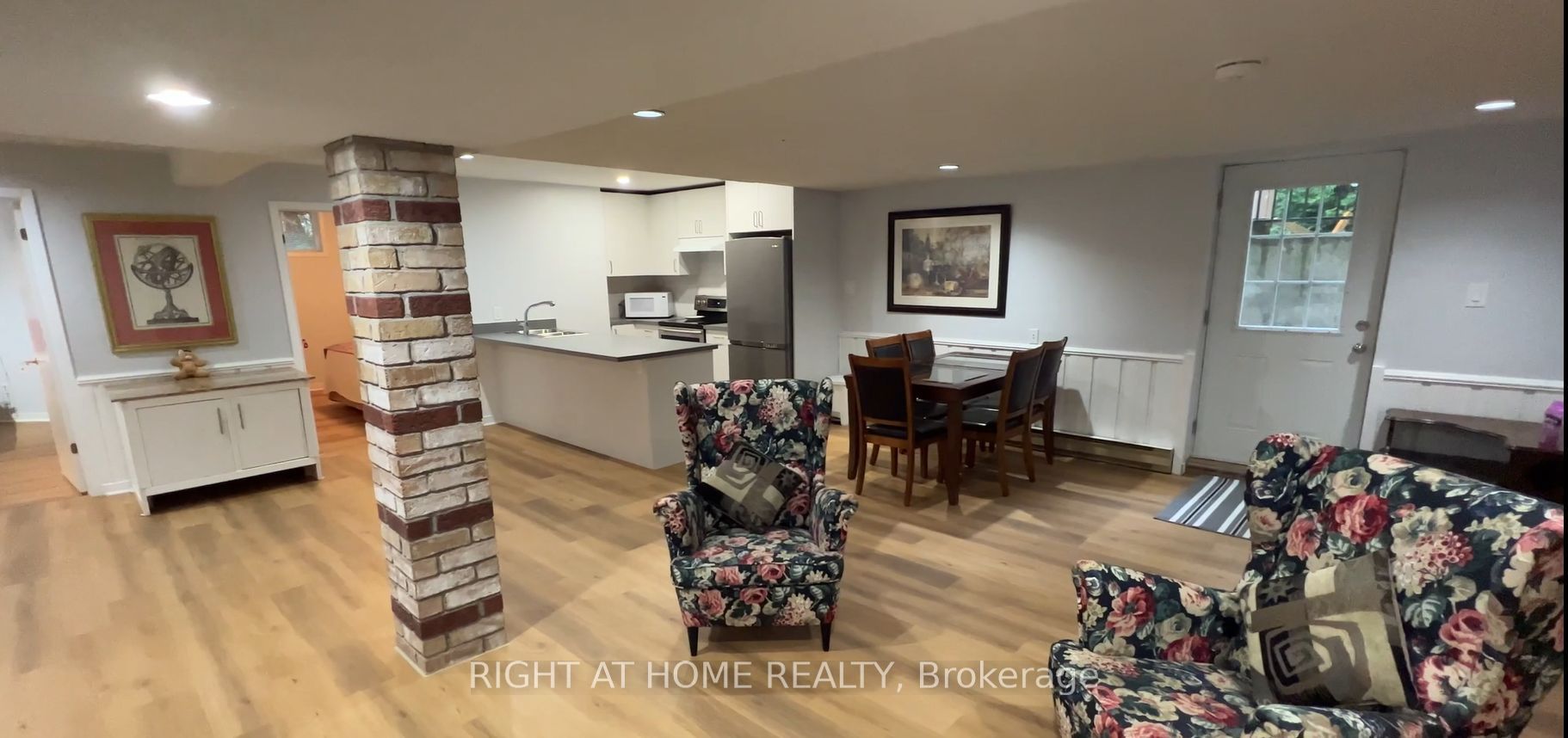 E13598596 Property Photo 14