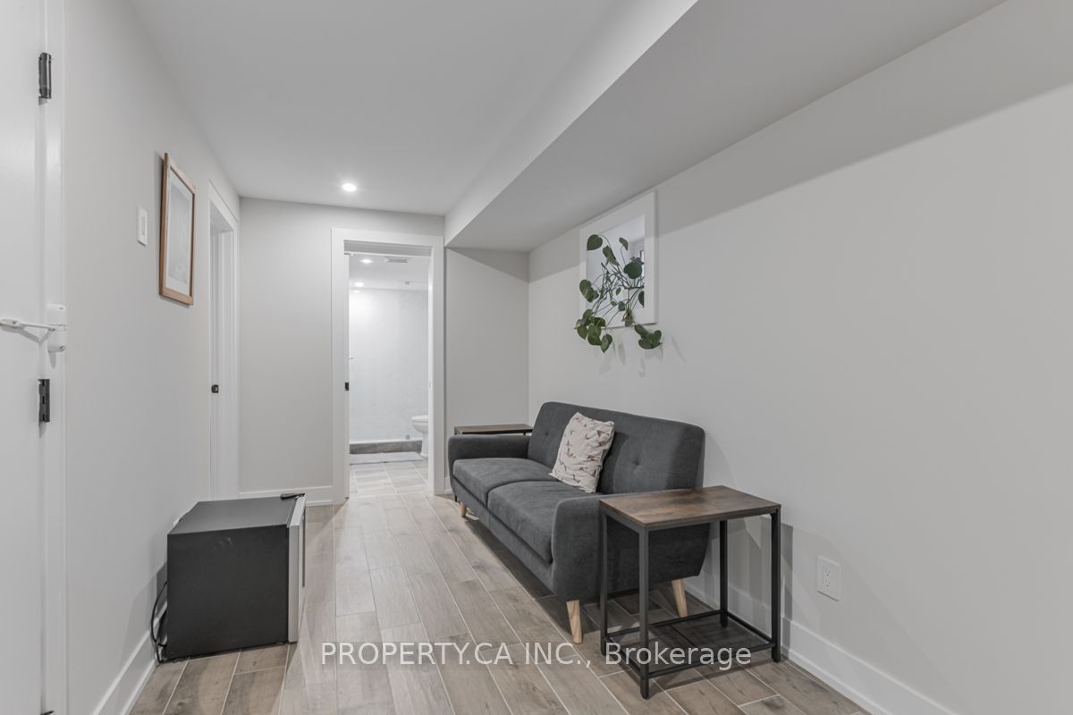 55 Glenshaw Crescent Basement Property Photo 7