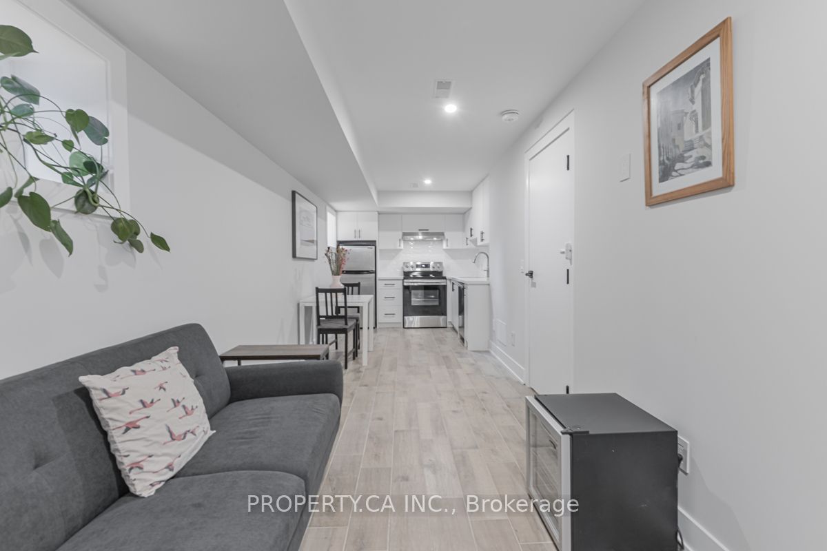 55 Glenshaw Crescent Basement Property Photo 10