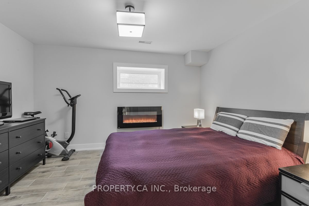 55 Glenshaw Crescent Basement Property Photo 14