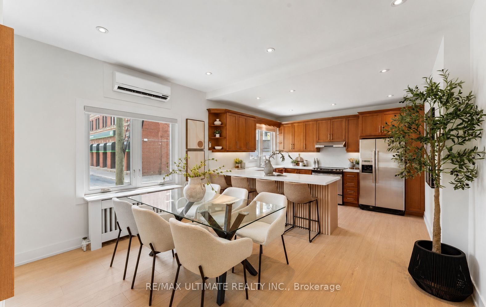 906 Logan Avenue Property Photo 12