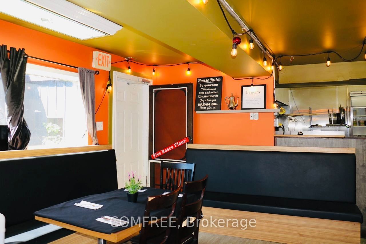 1716 Central Street Property Photo 10