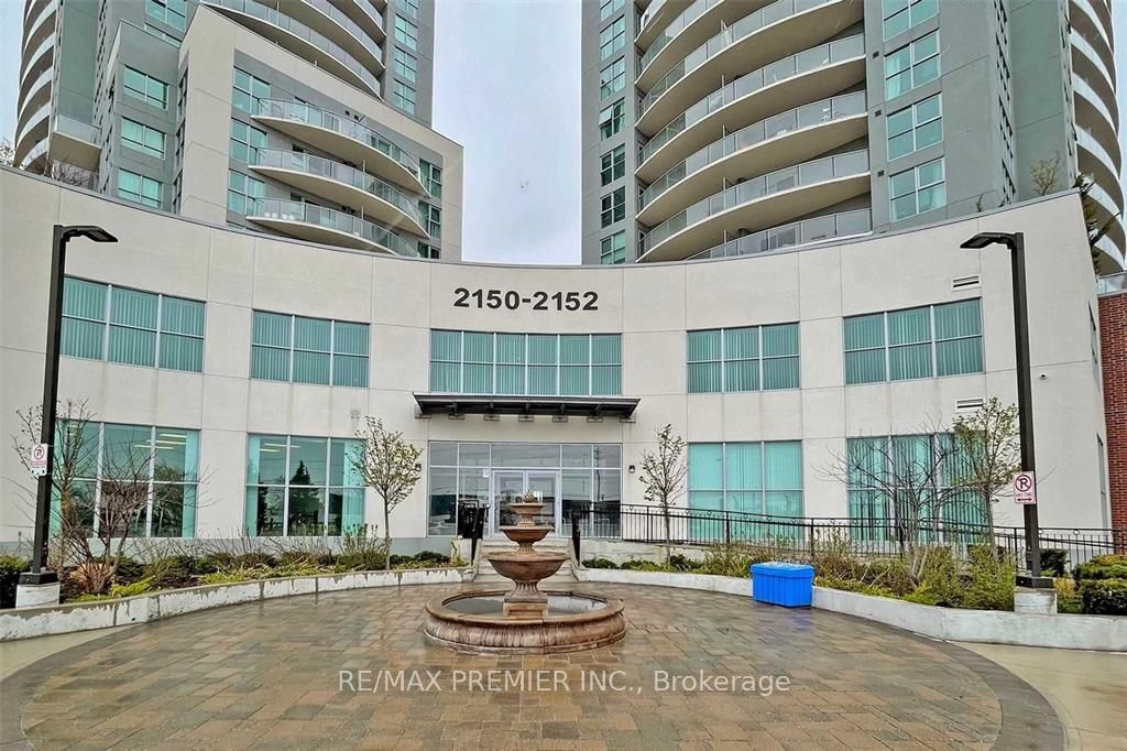 2150 Lawrence Avenue E Ph12 Property Photo 2