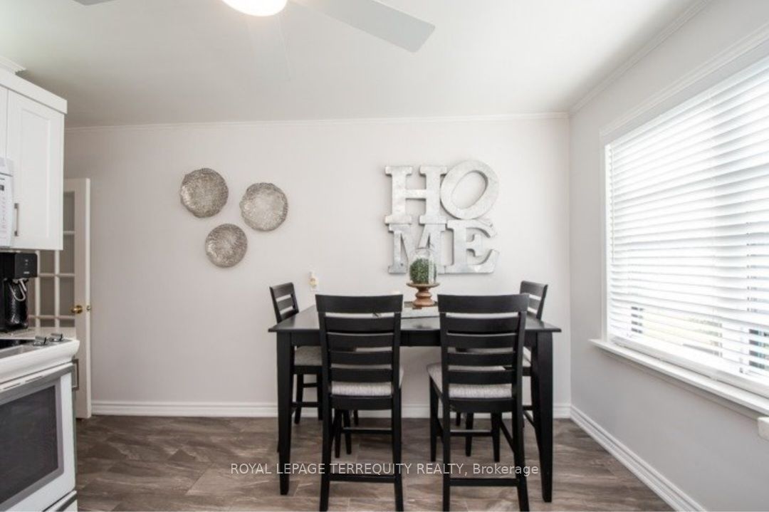 584 Rosmere Street Property Photo 6