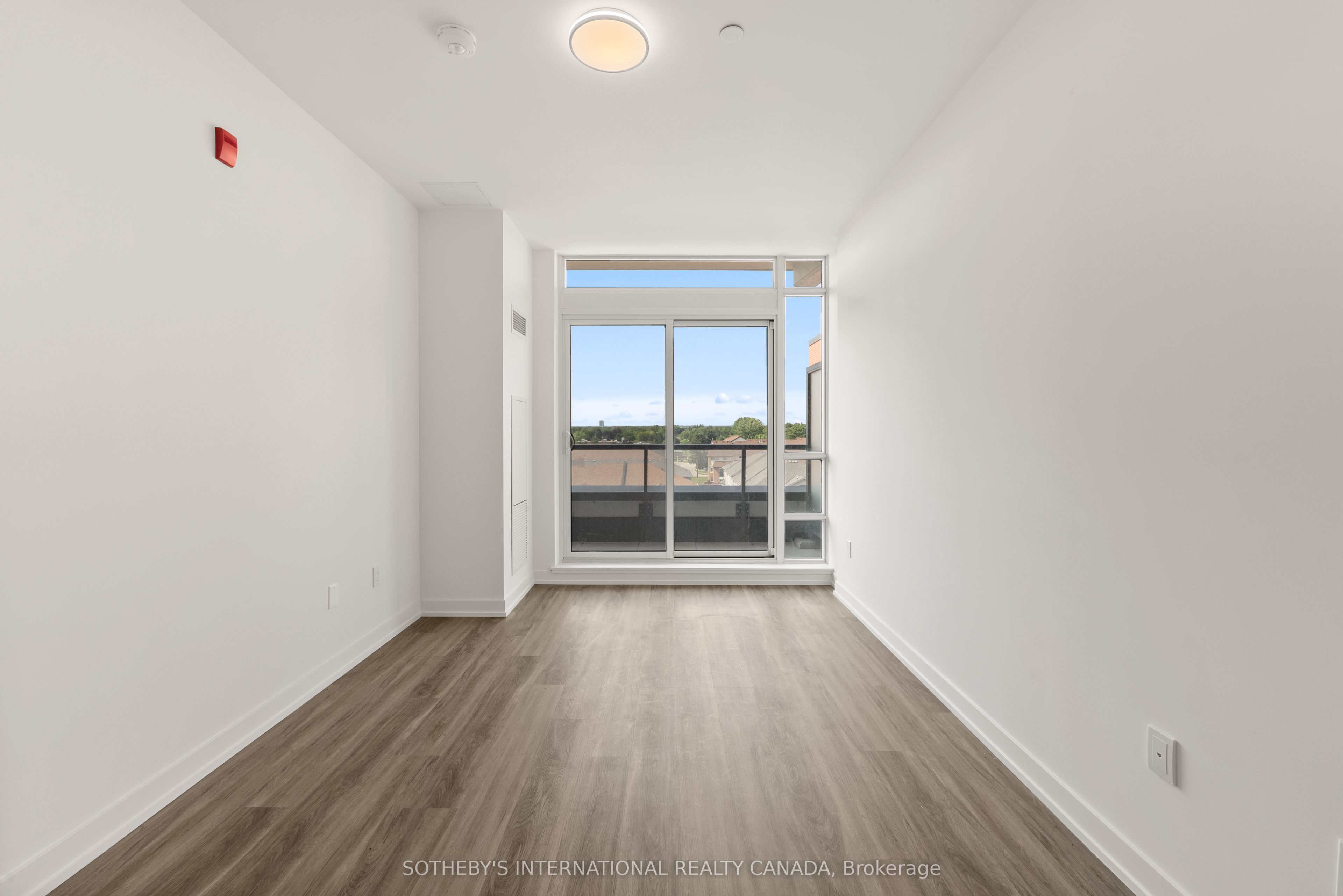 1010 Dundas Street E Ph 20 Property Photo 8