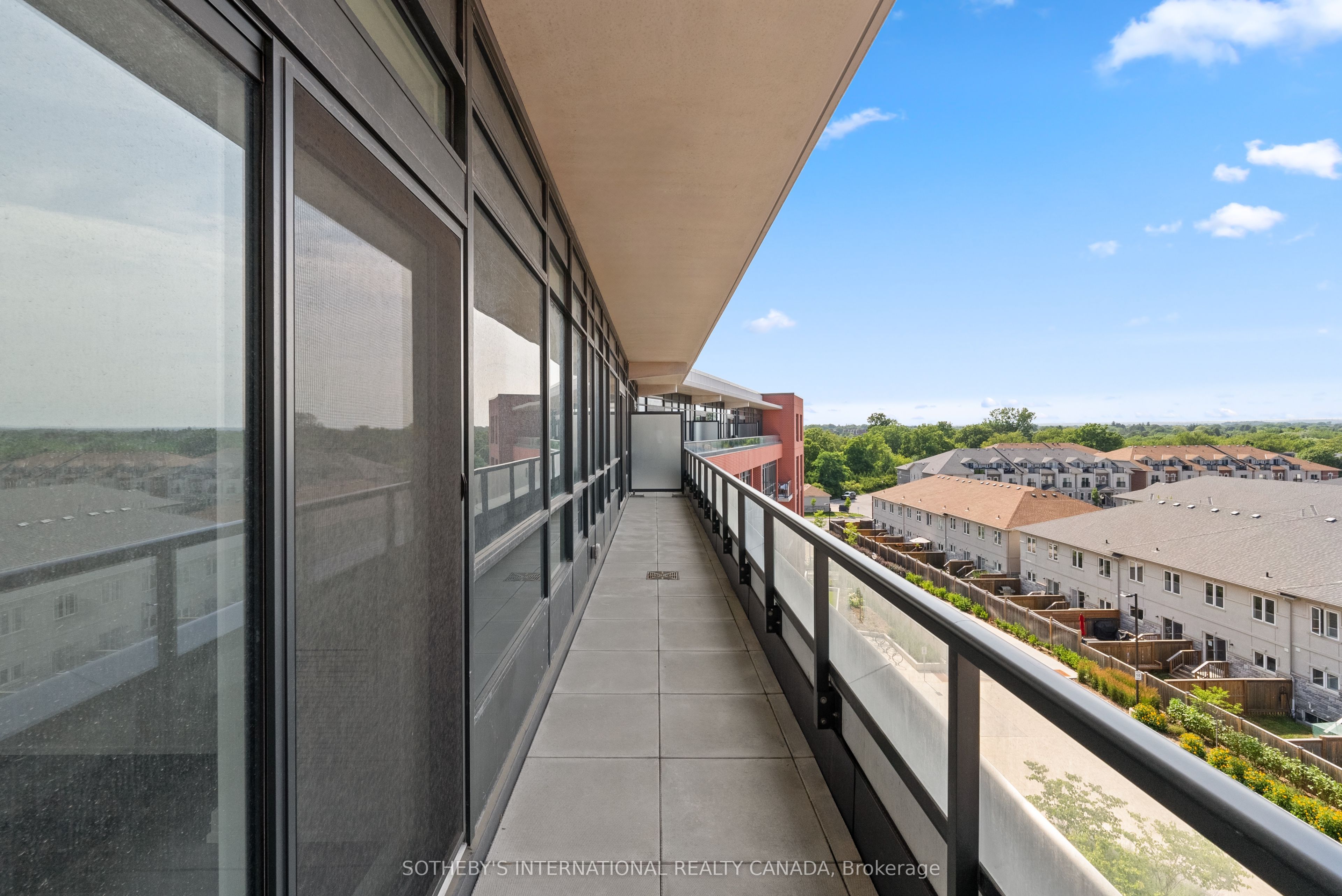 1010 Dundas Street E Ph 20 Property Photo 12