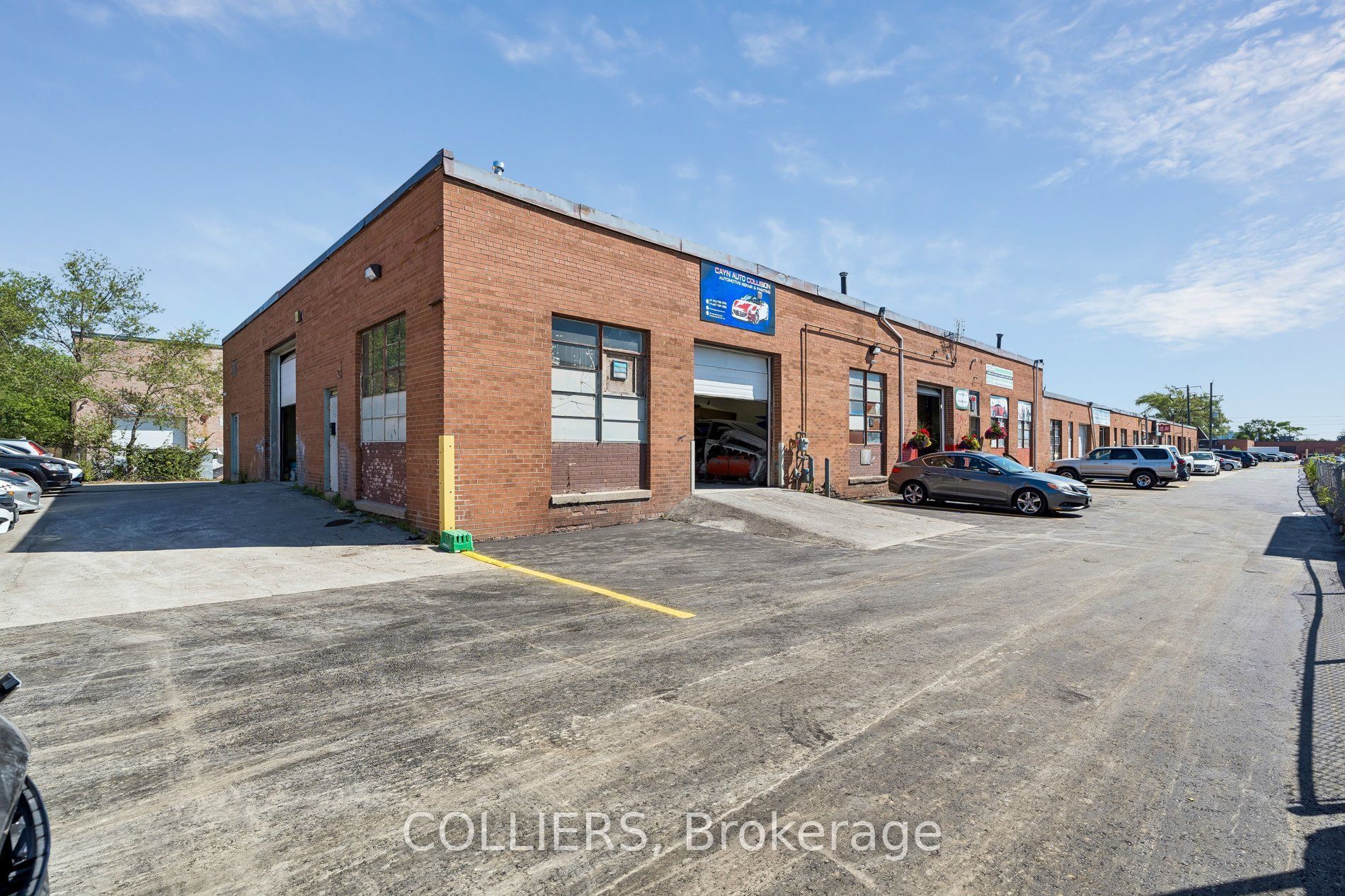 122 Manville Road Property Photo 1