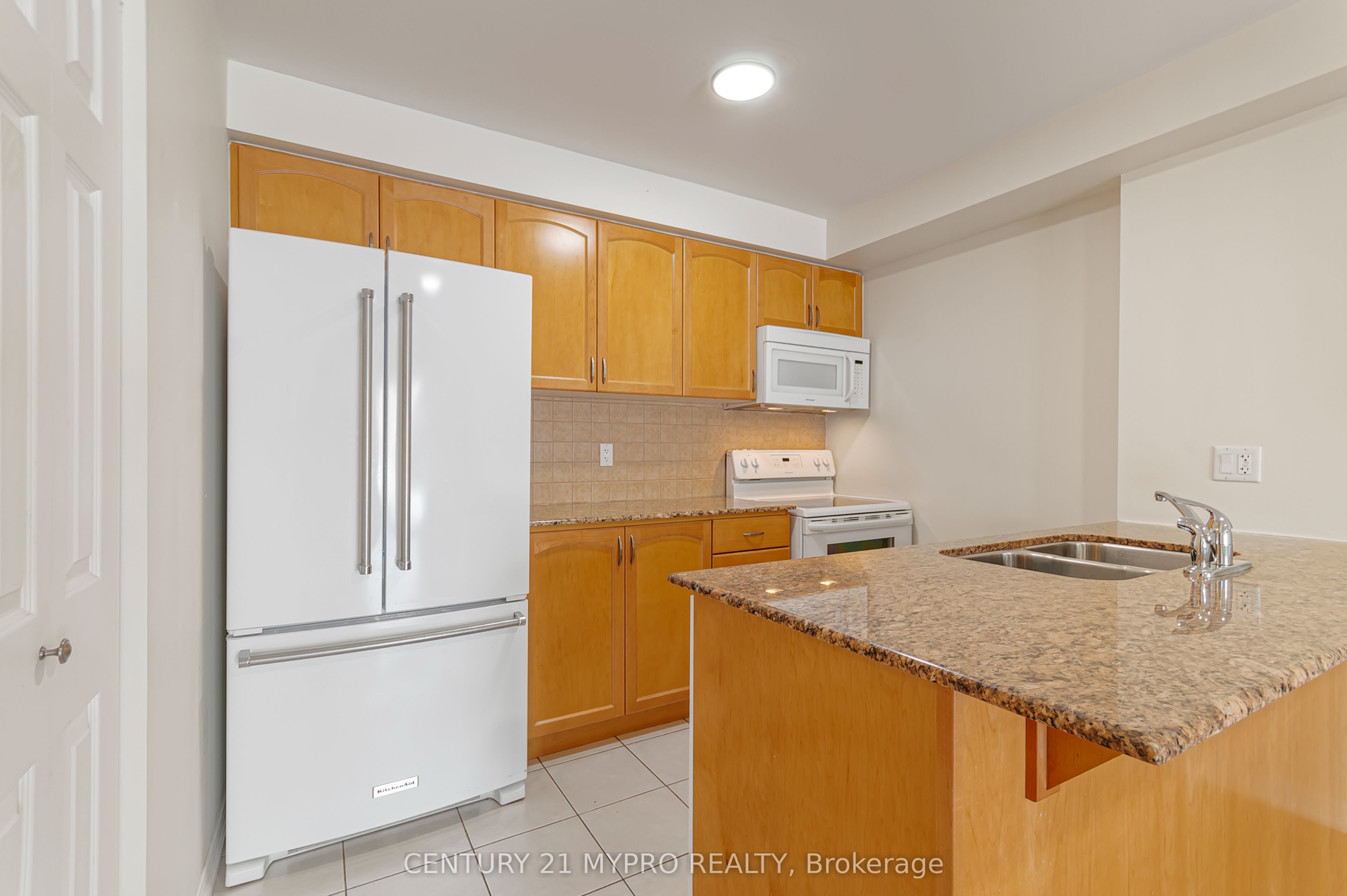 61 Clarington Boulevard 113 Property Photo 7