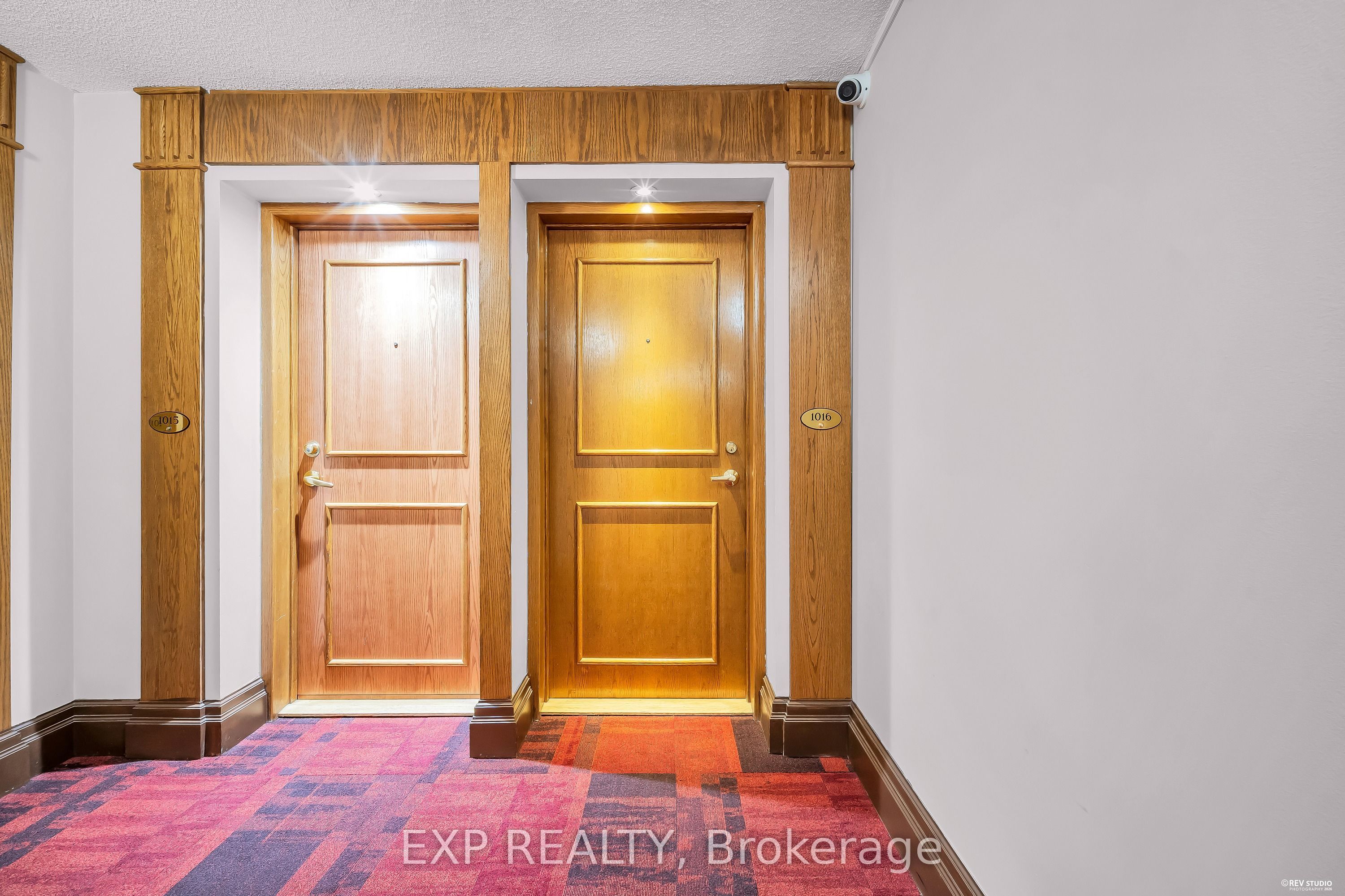 8 Lee Centre Drive N 1016 Property Photo 3