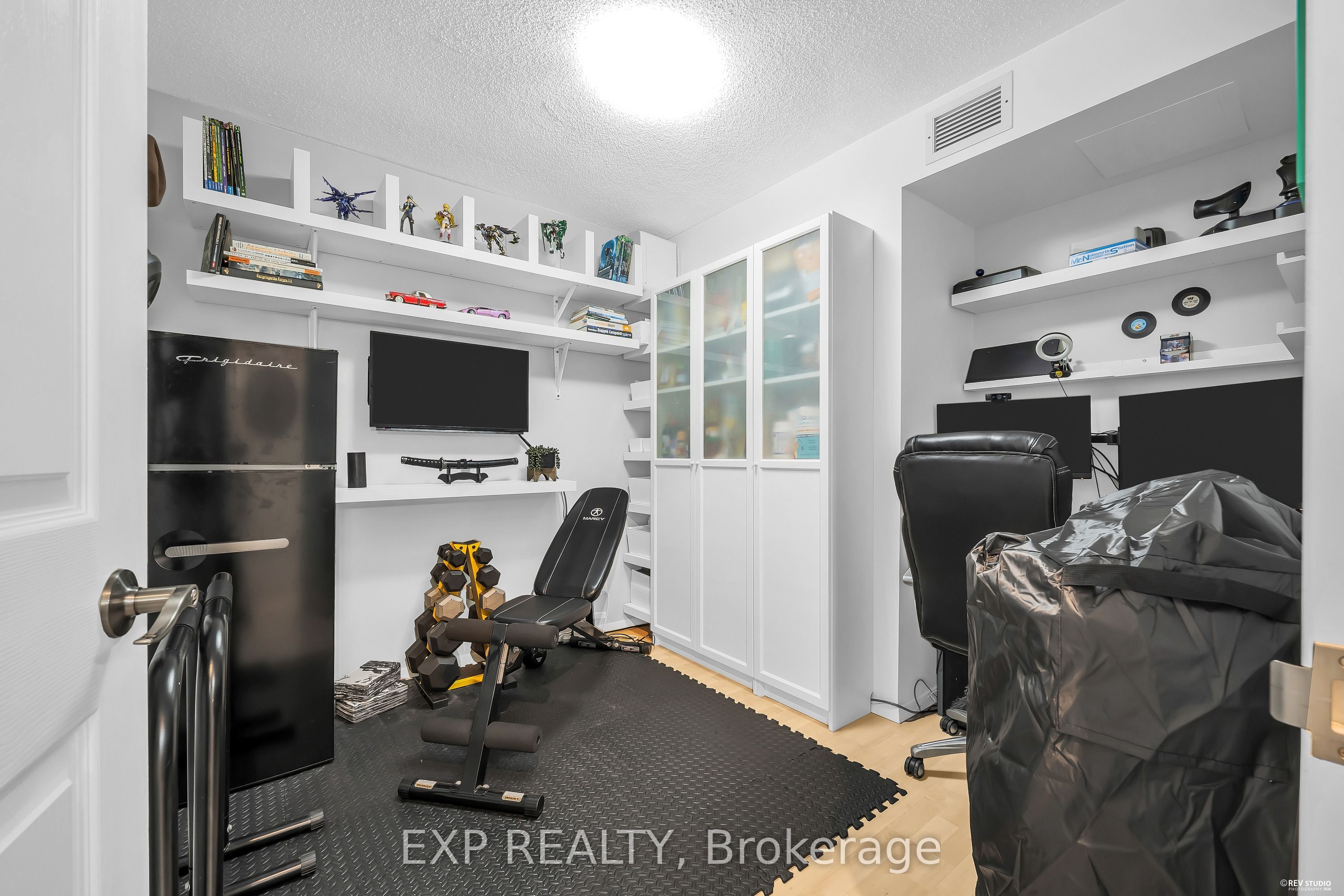 8 Lee Centre Drive N 1016 Property Photo 20