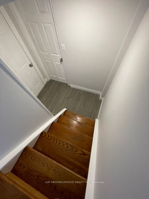 437 Fernhill Boulevard B Property Photo 2