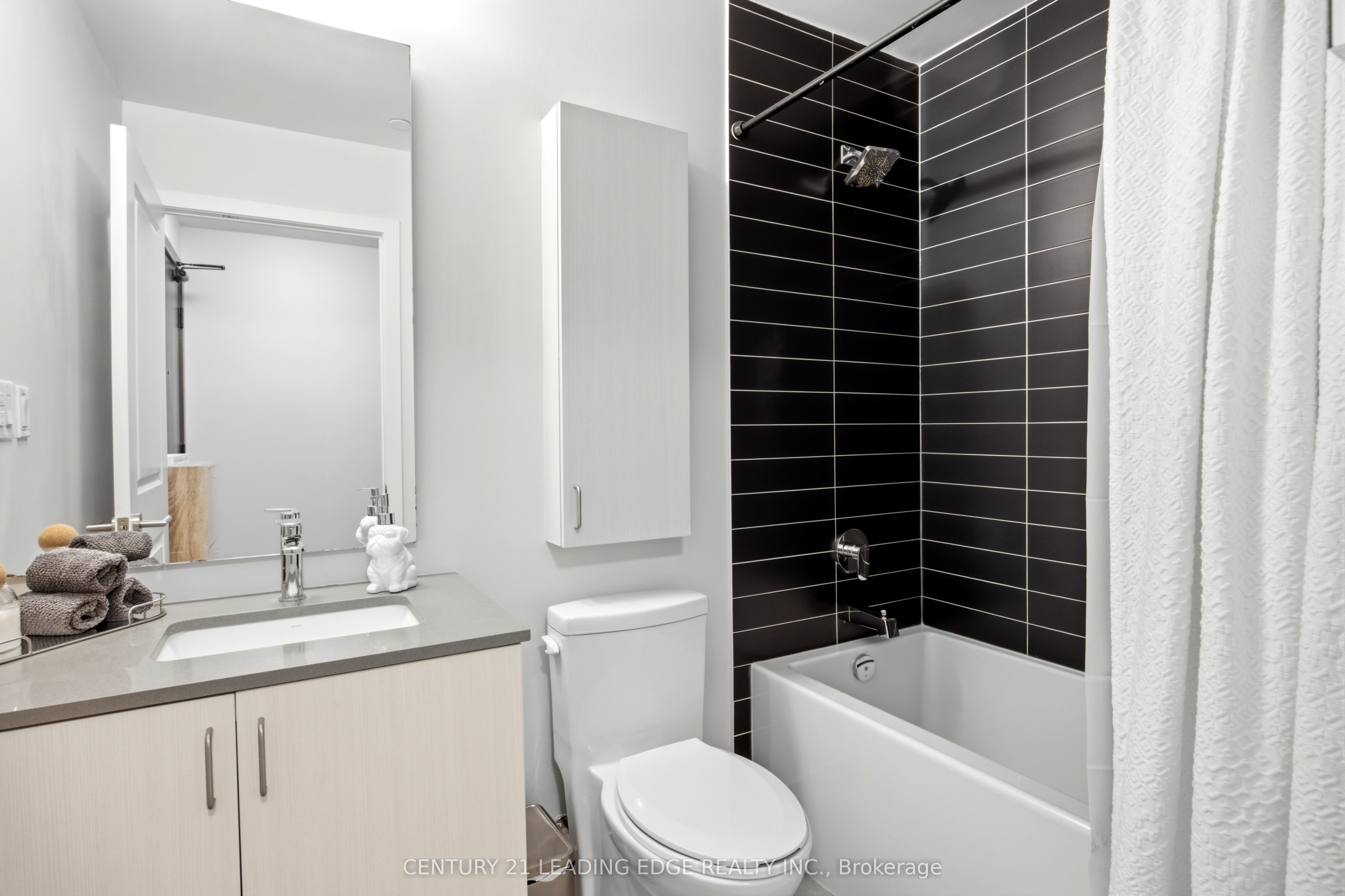2799 Kingston Road 219 Property Photo 25