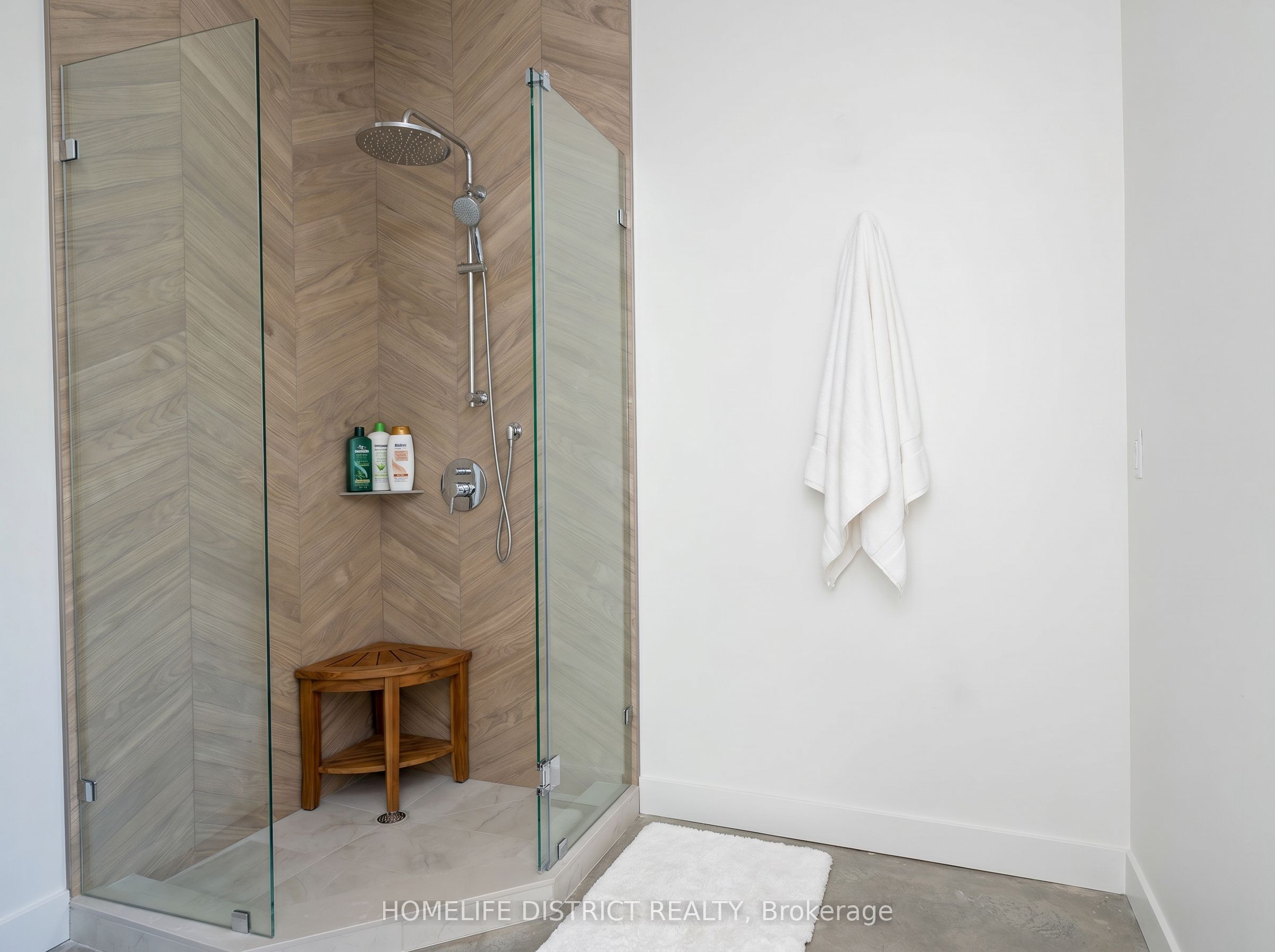 32 Ormiston Street Property Photo 5