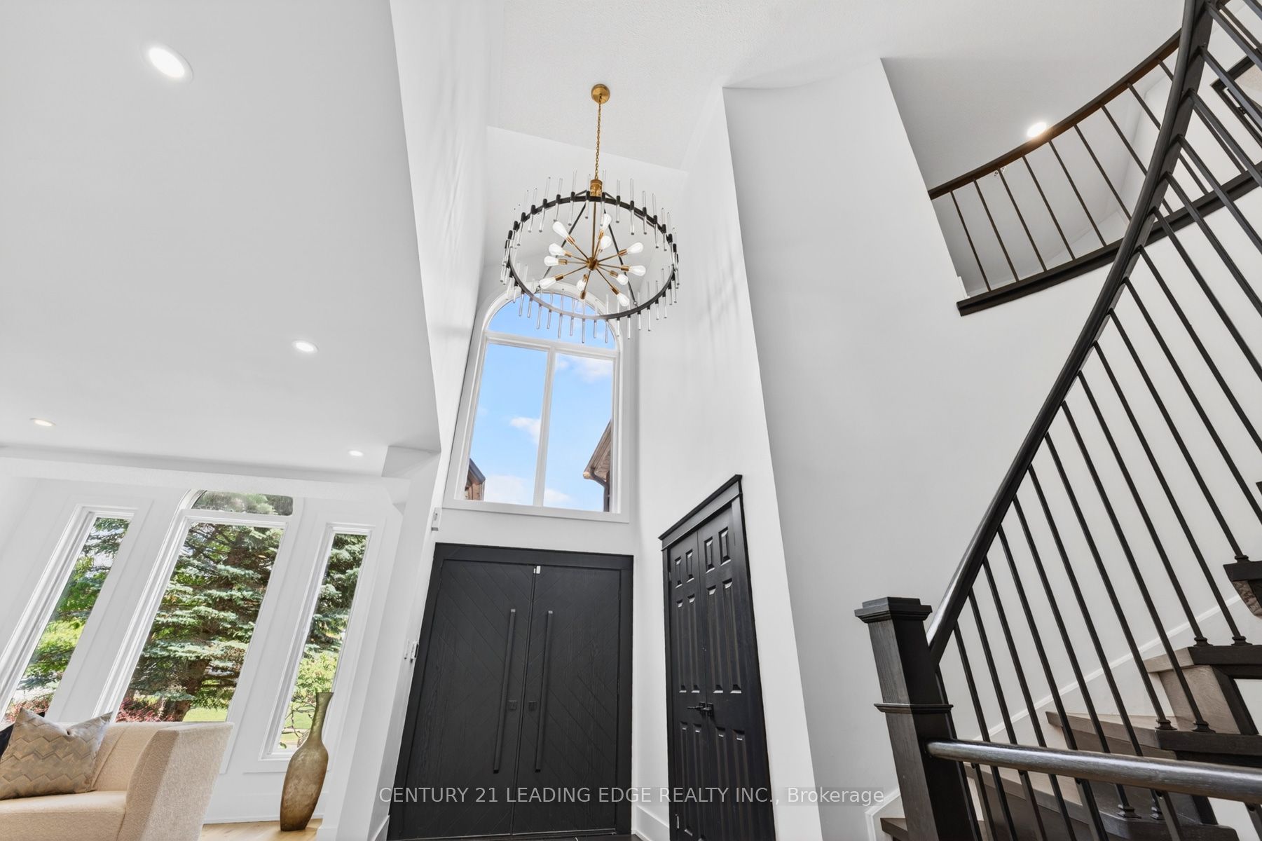 94 Roberson Drive Property Photo 6