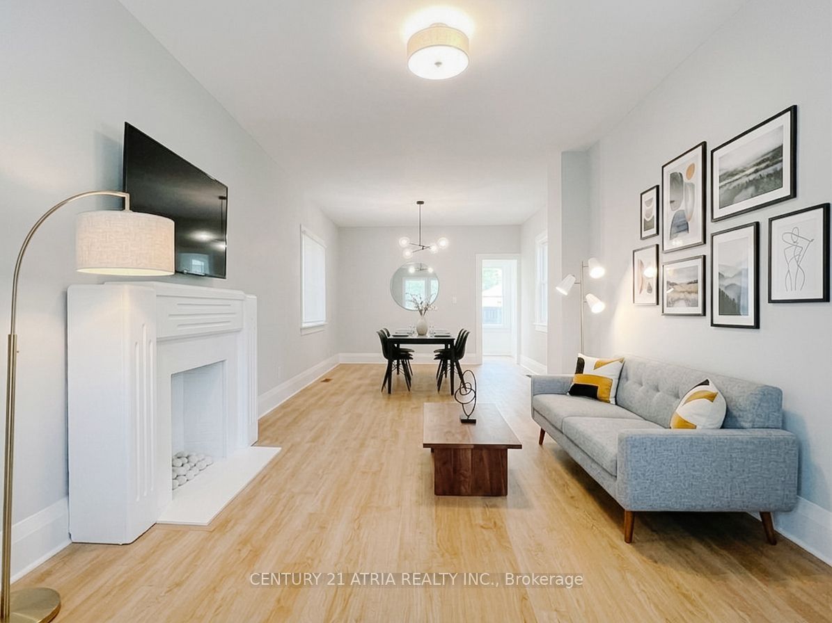 63 Bastedo Avenue Property Photo 4