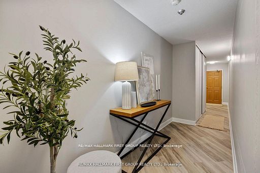 2 Westney Road N 1109 Property Photo 7