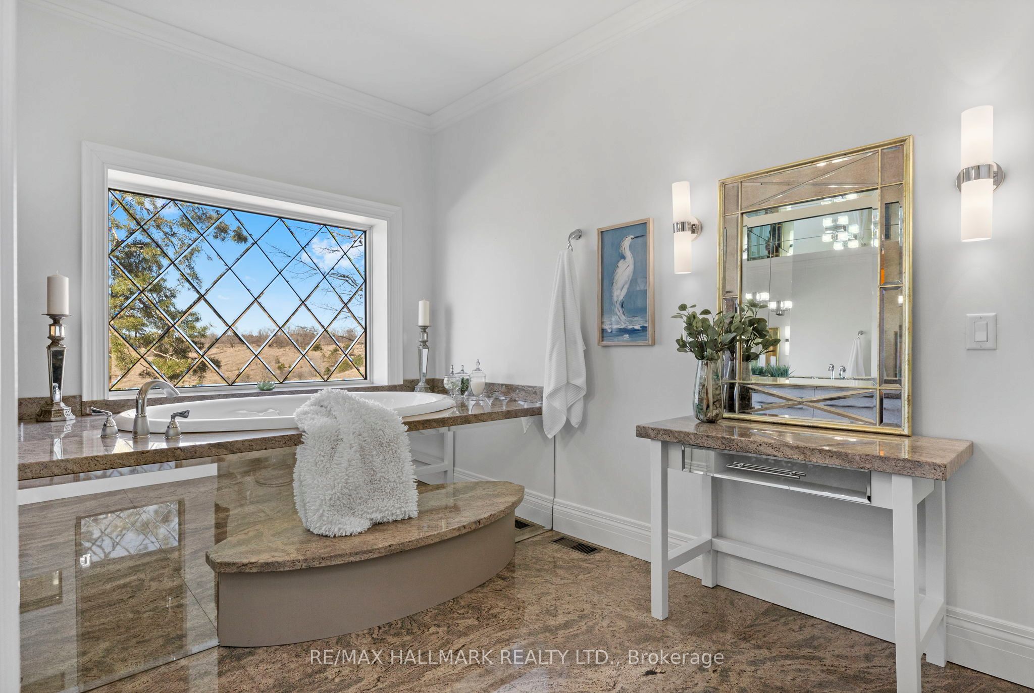5038 Thornton Road N Property Photo 16