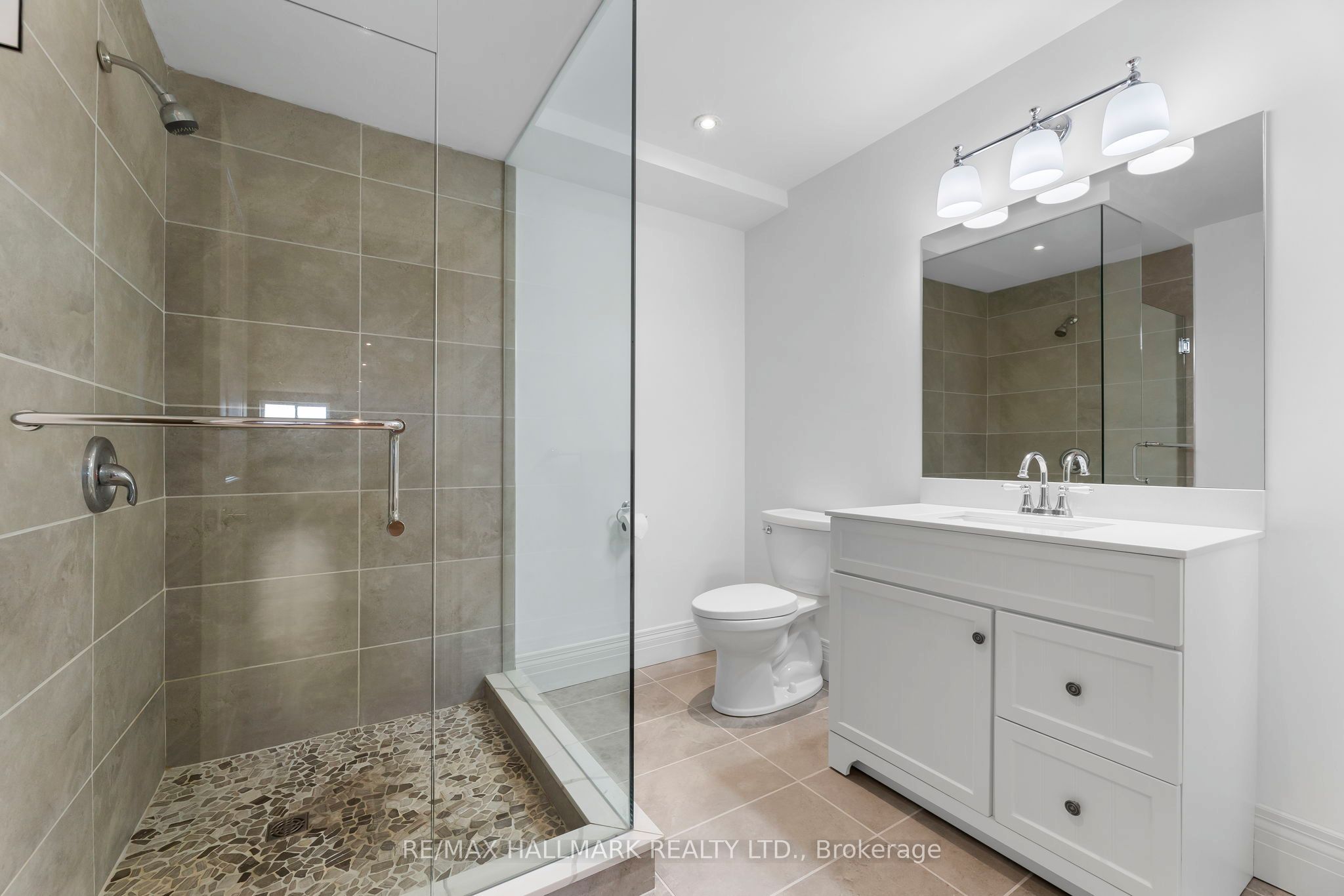 5038 Thornton Road N Property Photo 43