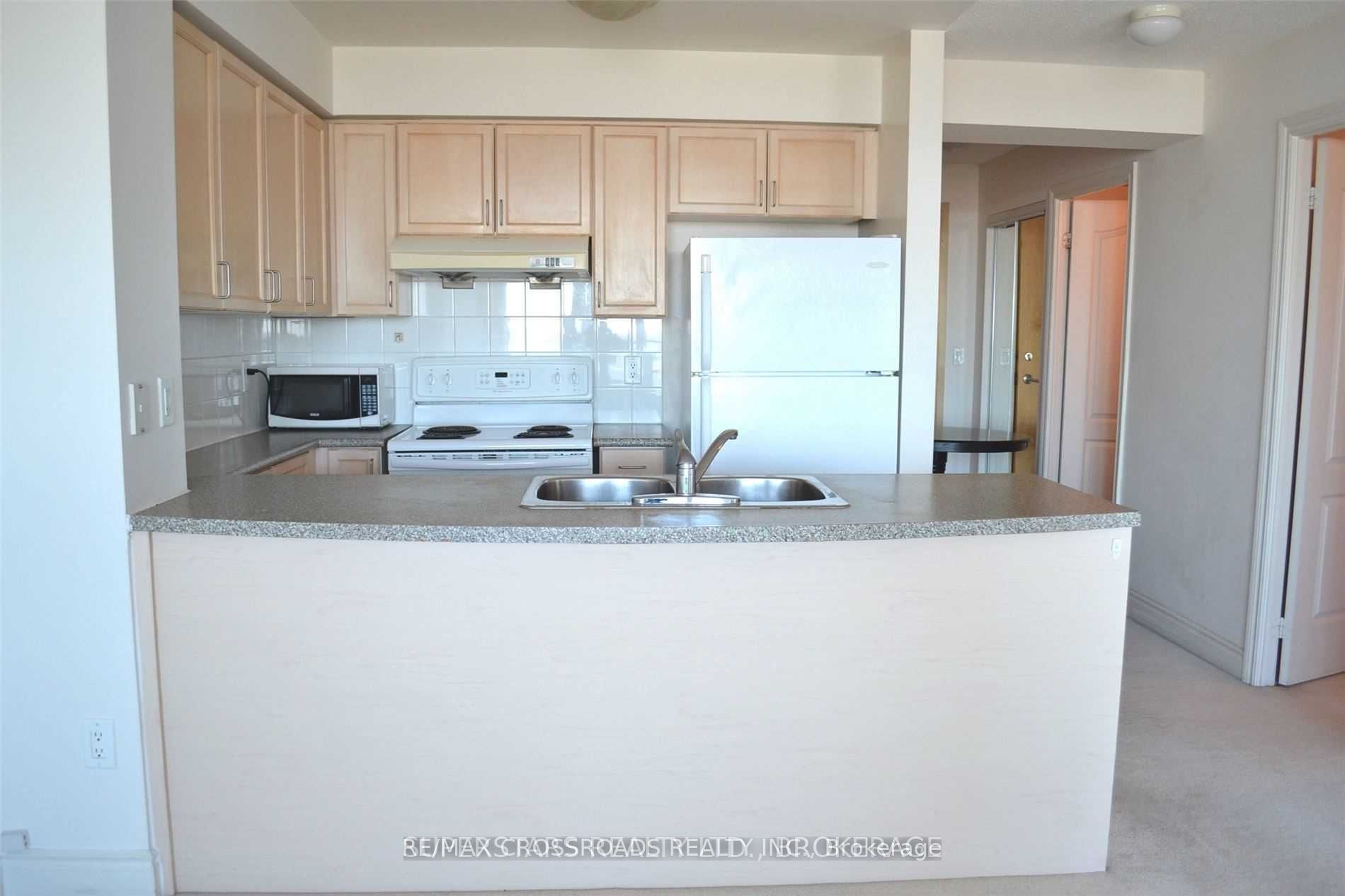60 Brian Harrison Way 2505 Property Photo 7