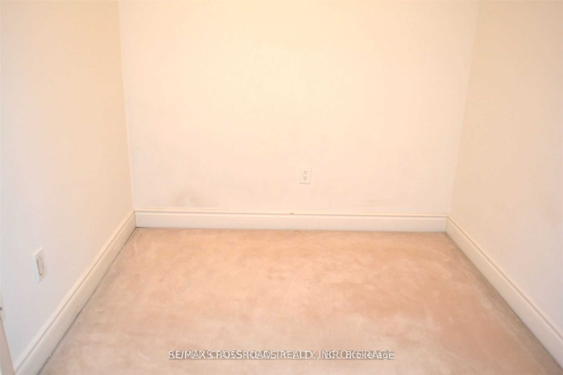 60 Brian Harrison Way 2505 Property Photo 12