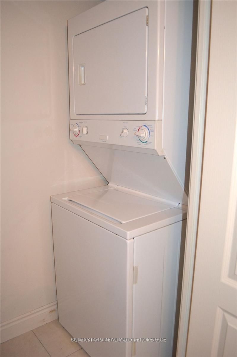 60 Brian Harrison Way 2505 Property Photo 16