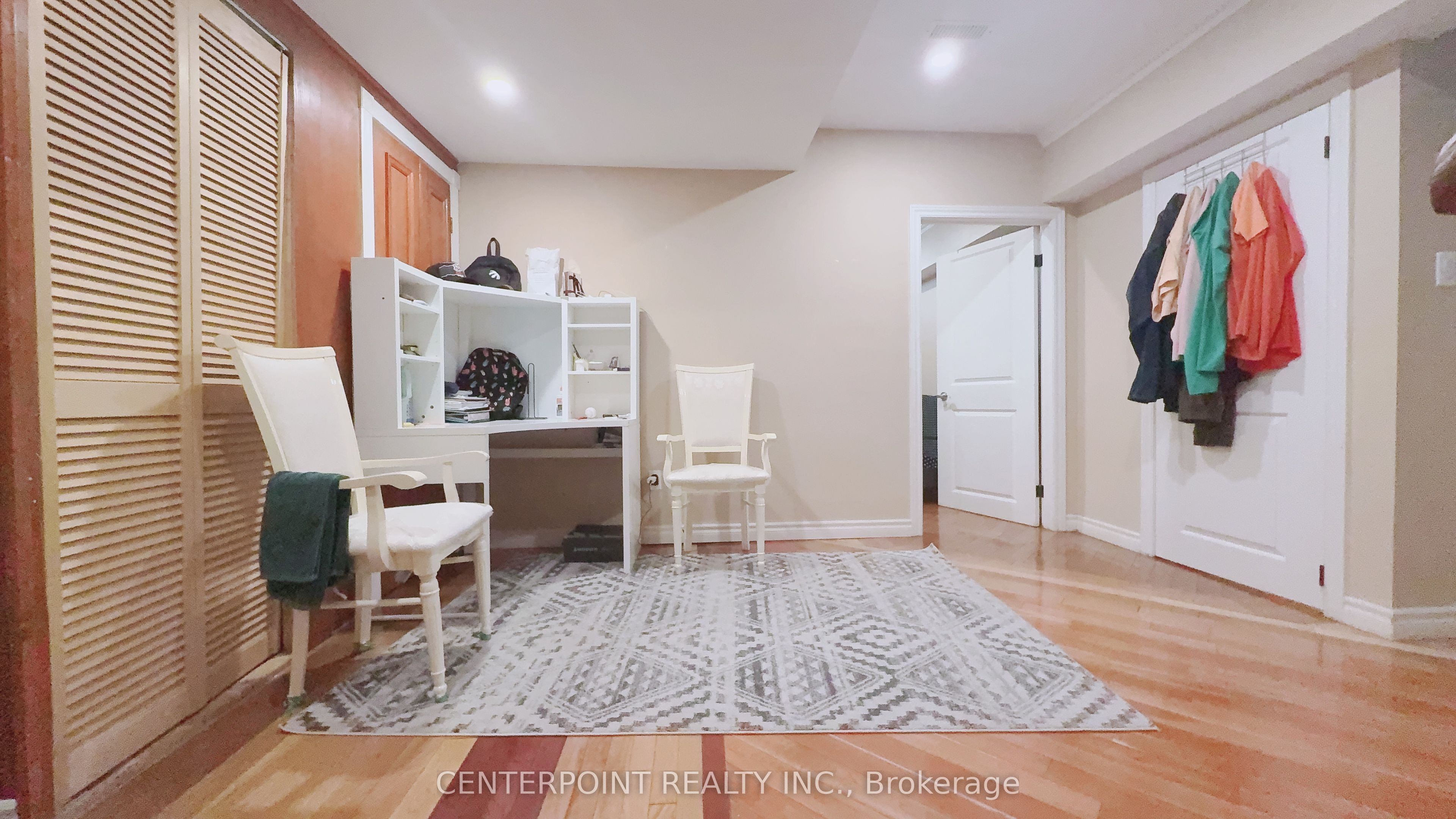 724 Hillcrest Road Property Photo 1