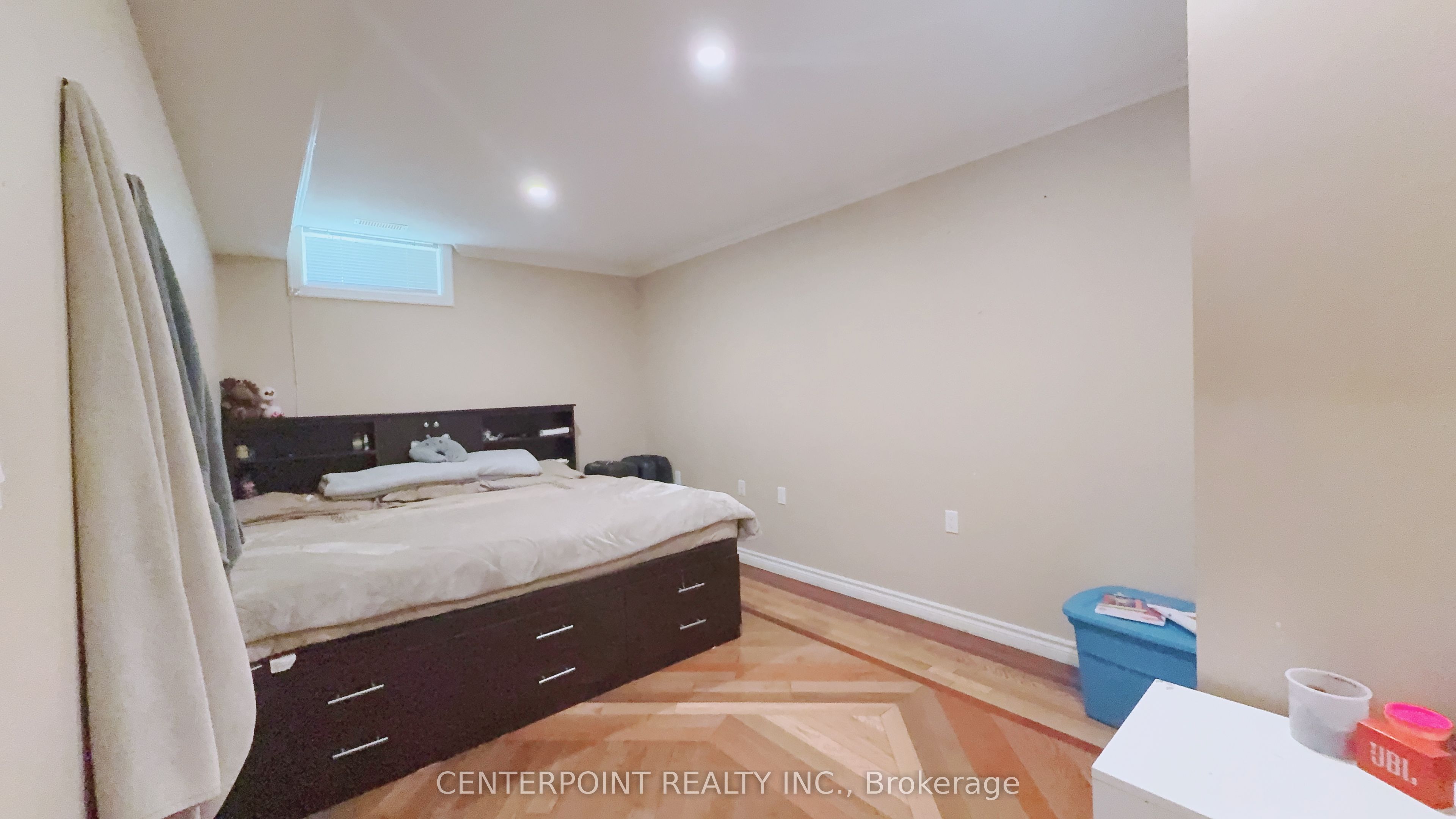 724 Hillcrest Road Property Photo 8