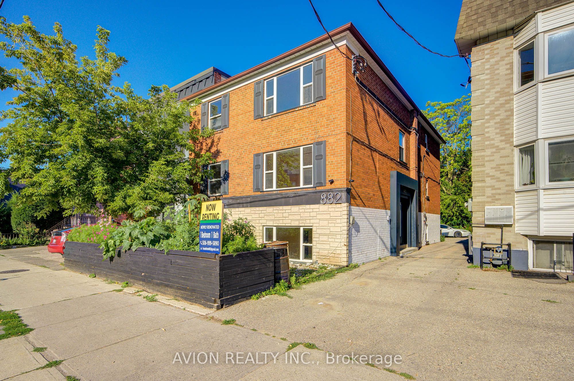 882 Broadview Avenue Unit 3 Property Photo 1