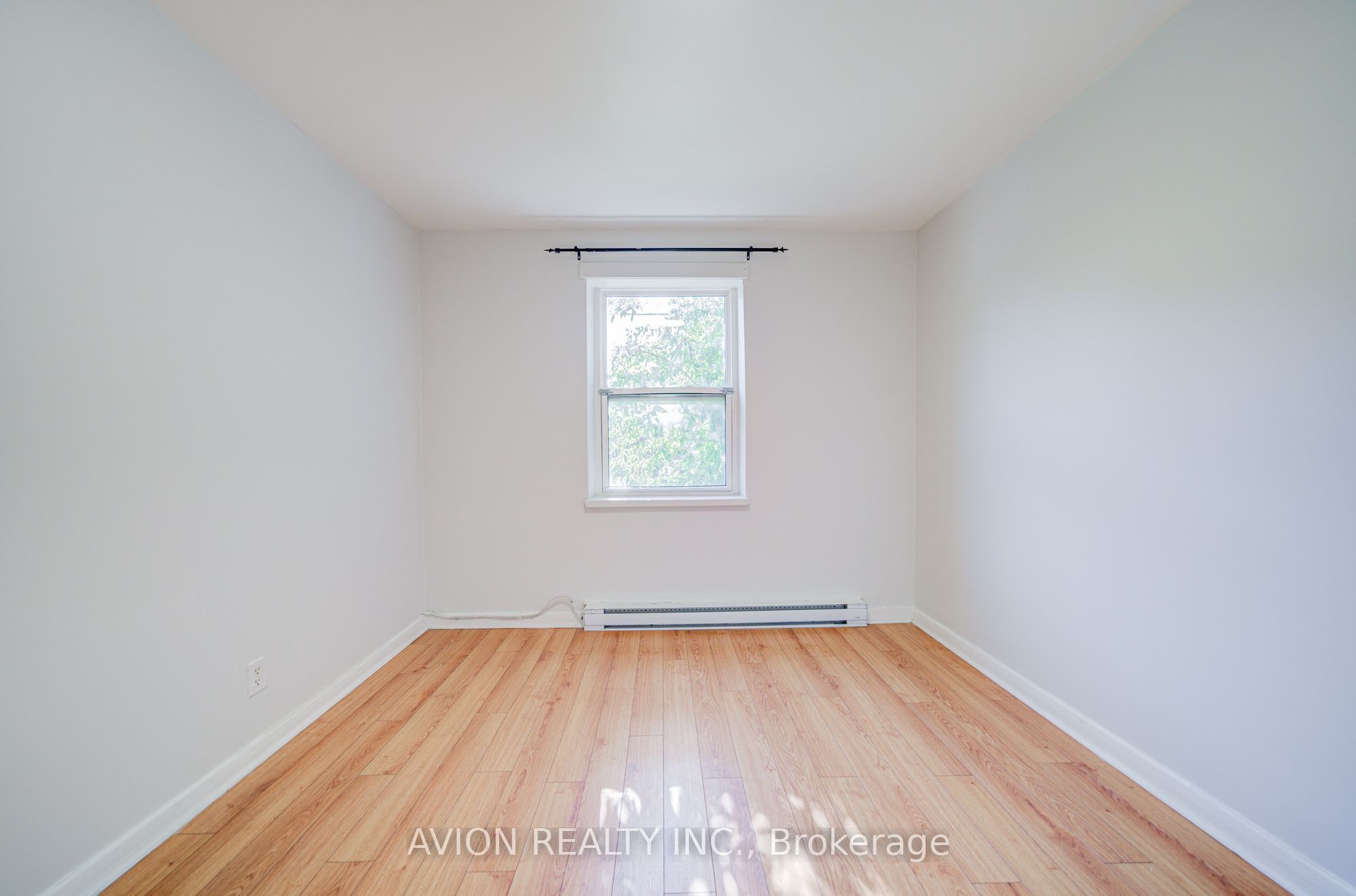 882 Broadview Avenue Unit 3 Property Photo 10