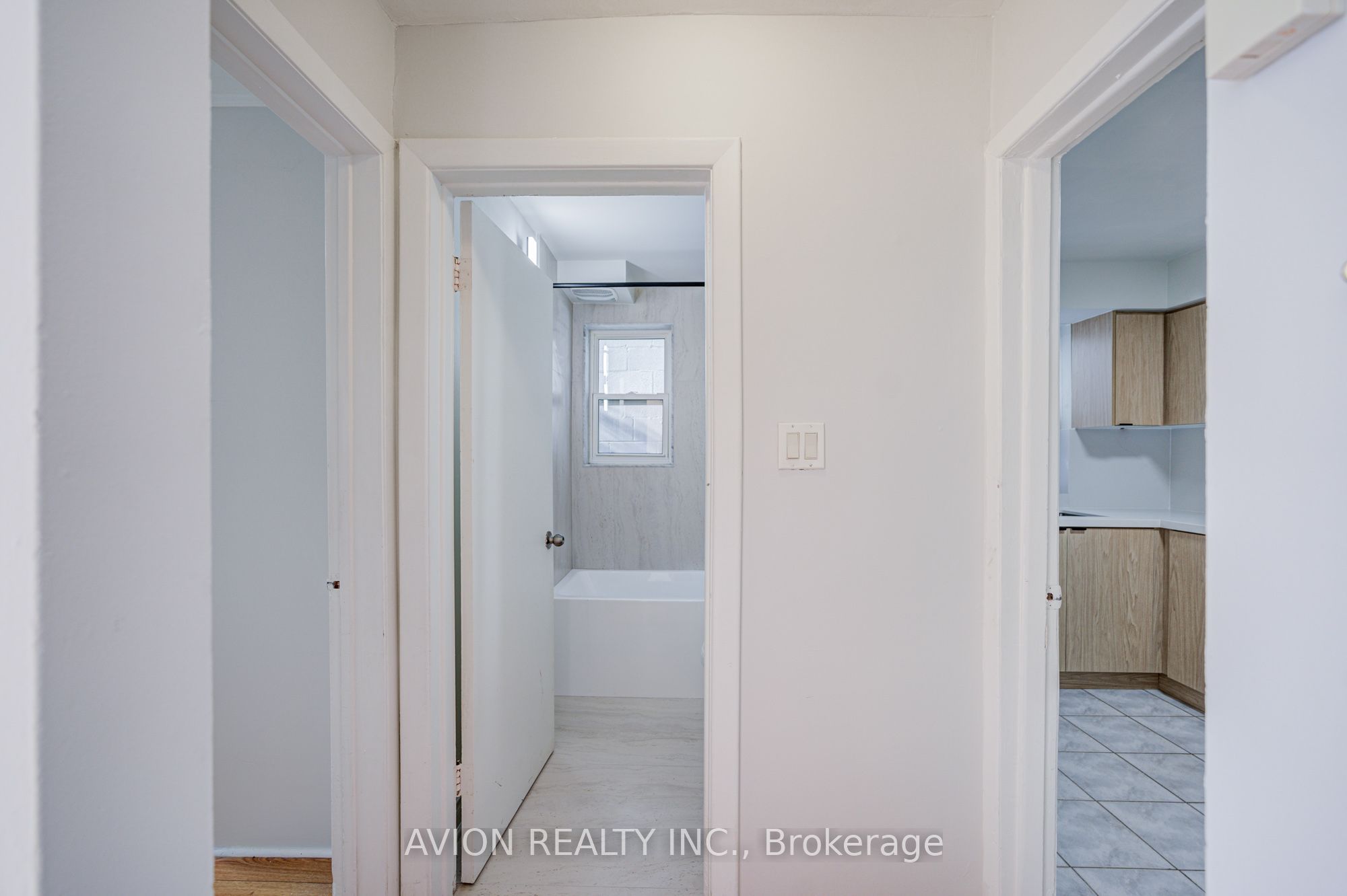 882 Broadview Avenue Unit 3 Property Photo 21