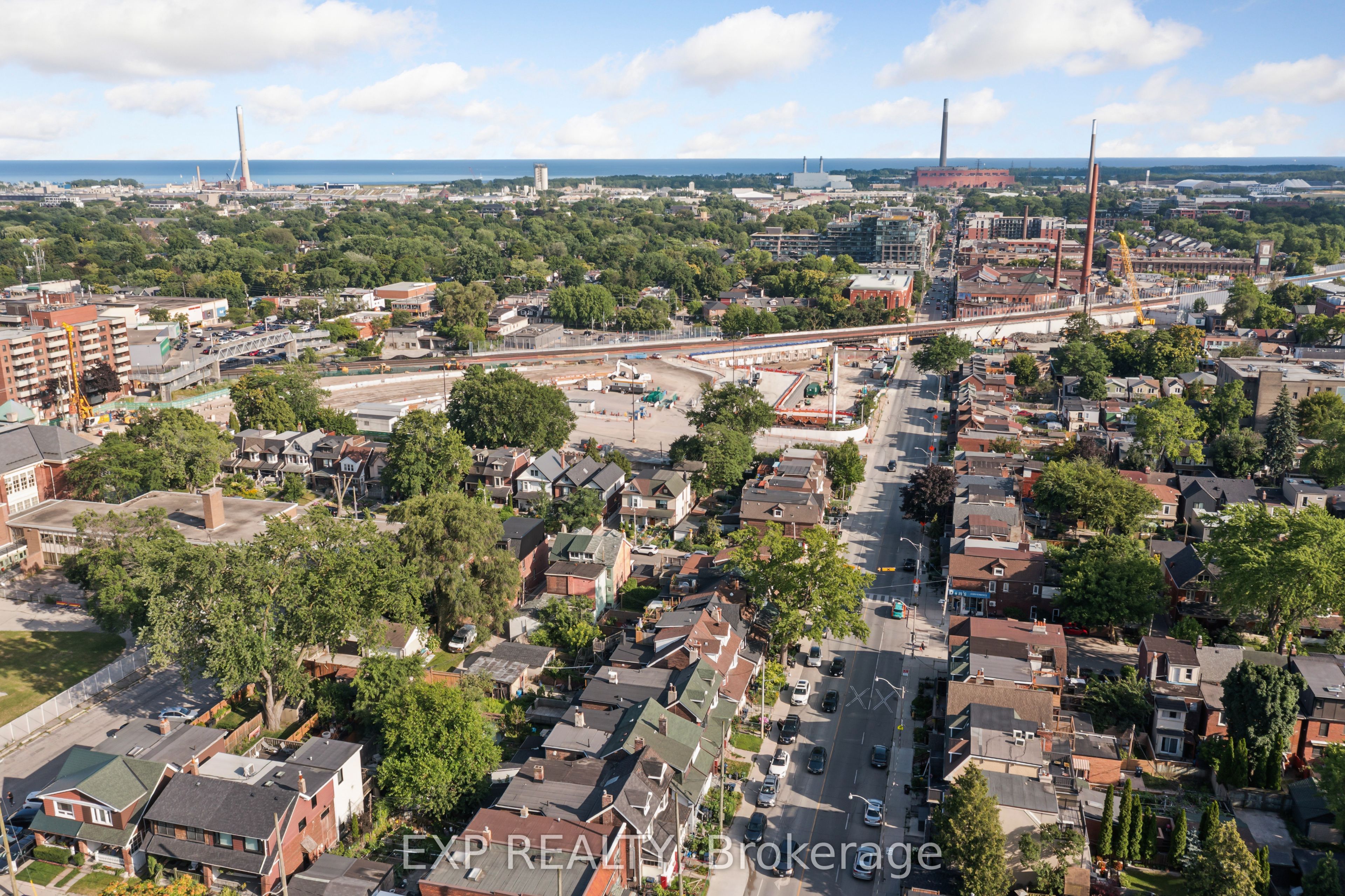 511 Carlaw Avenue Property Photo 19
