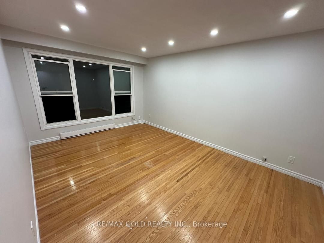 515 Stone Street Unit 2 ( Middle ) Property Photo 12