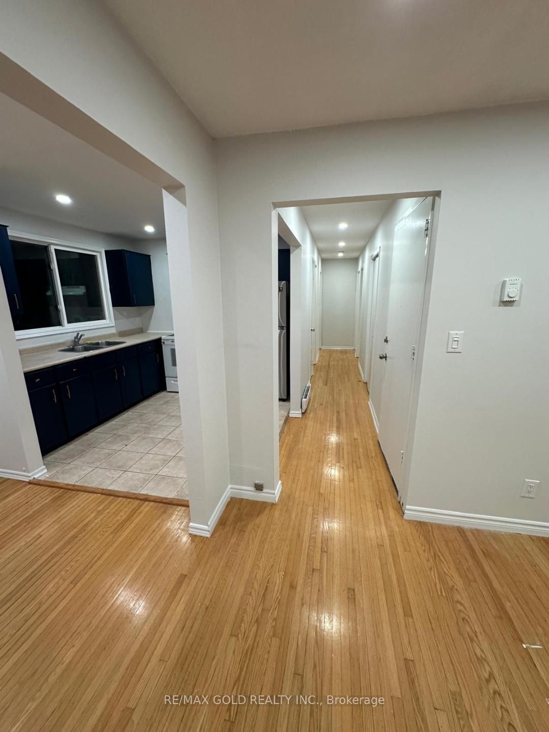 515 Stone Street Unit 2 ( Middle ) Property Photo 17