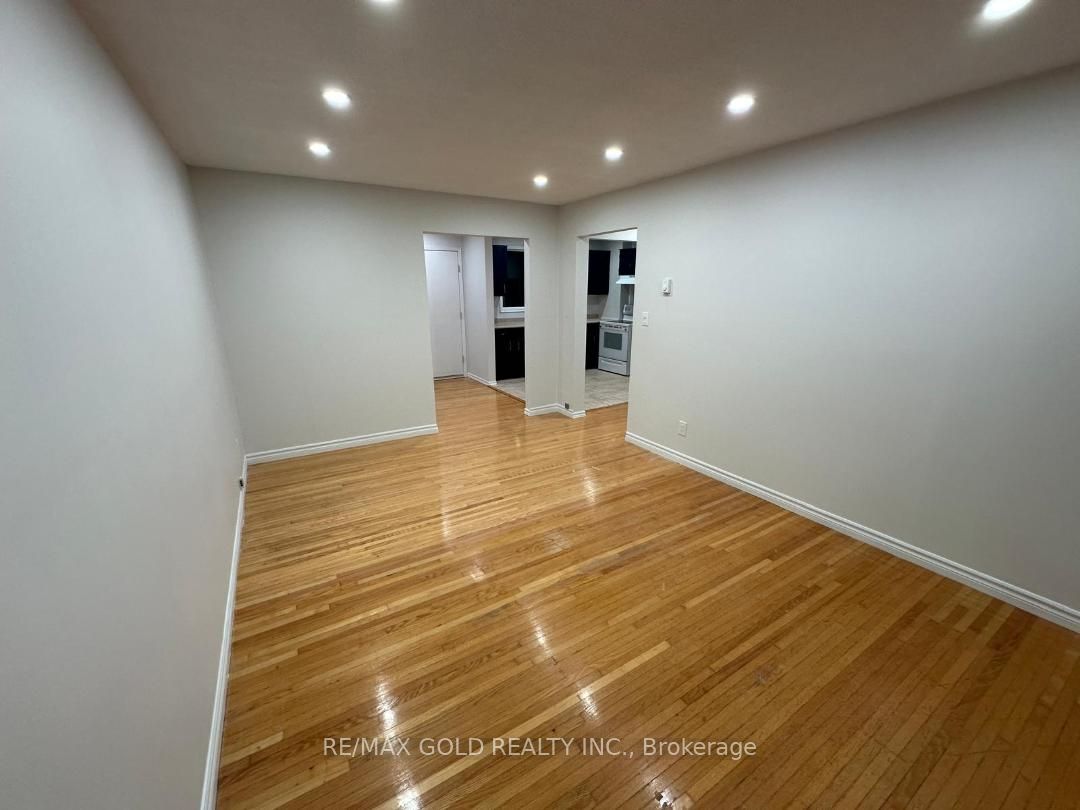 515 Stone Street Unit 2 ( Middle ) Property Photo 18