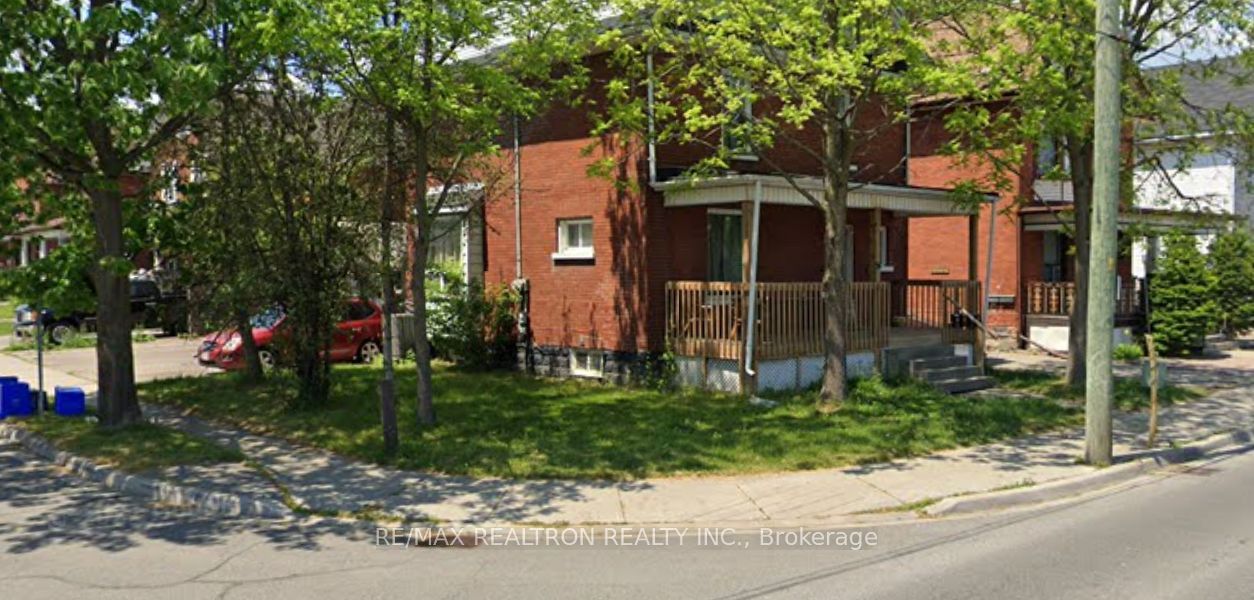 54 Ritson Road S Property Photo 26