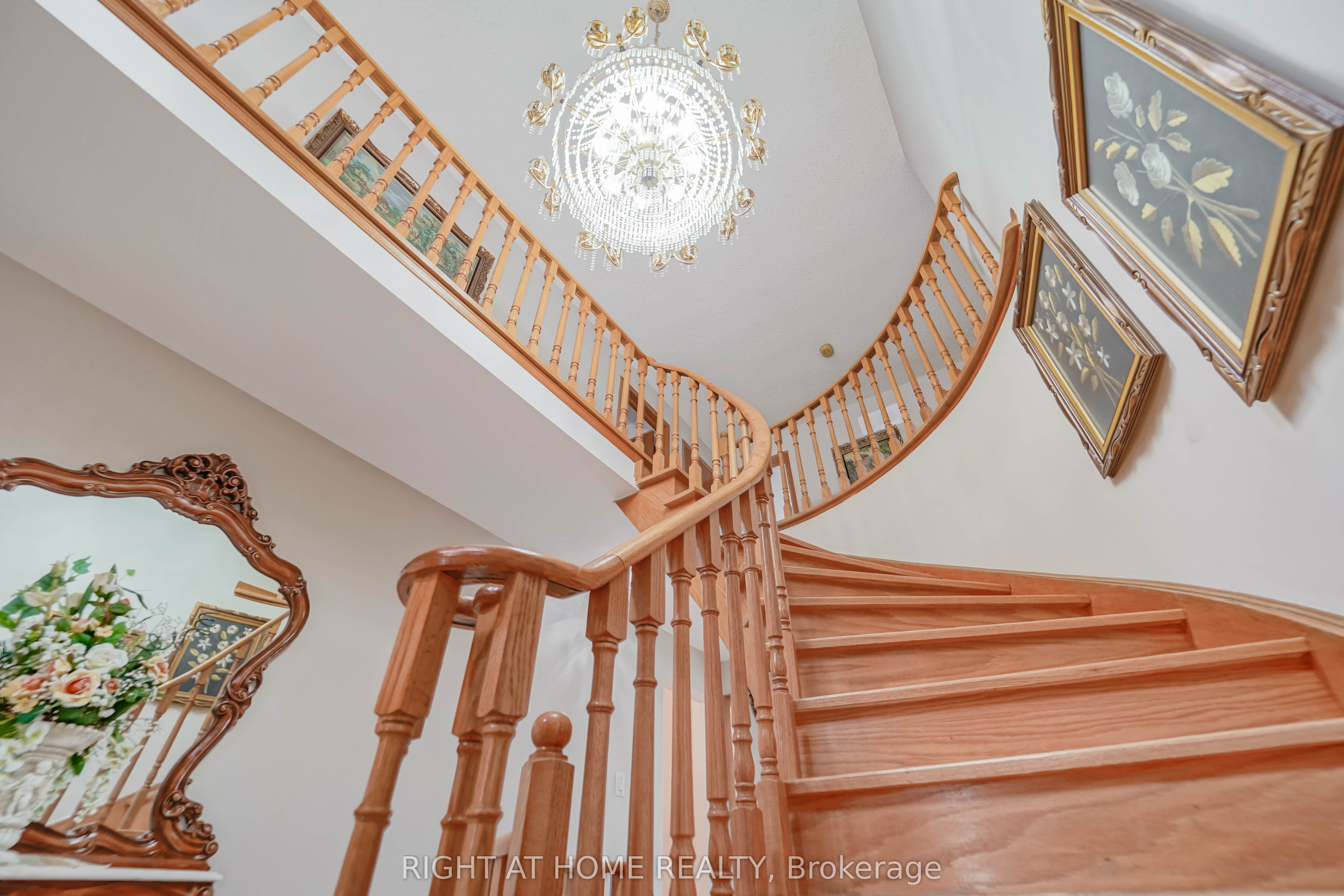 2 Lapworth Crescent Property Photo 17