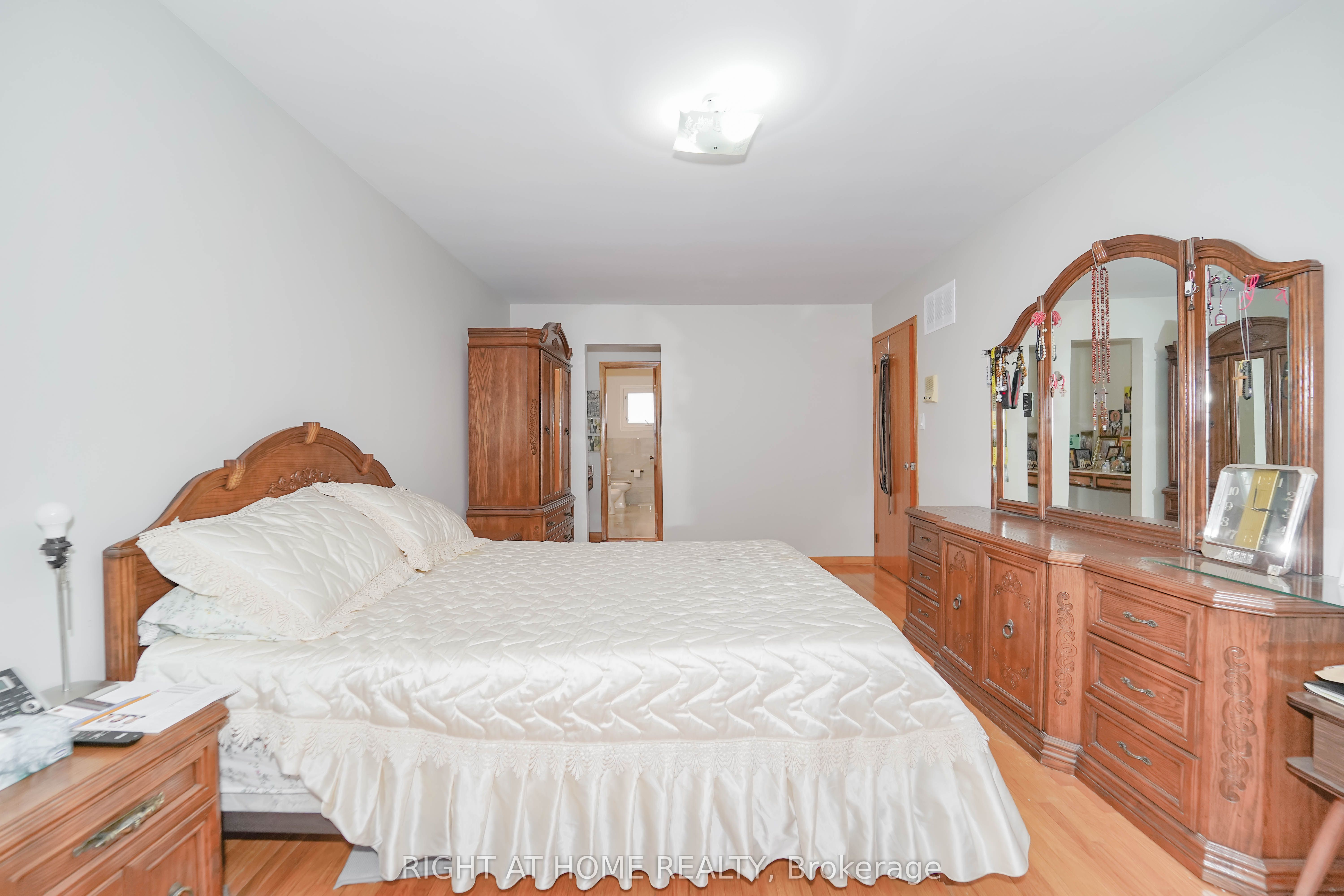 2 Lapworth Crescent Property Photo 19