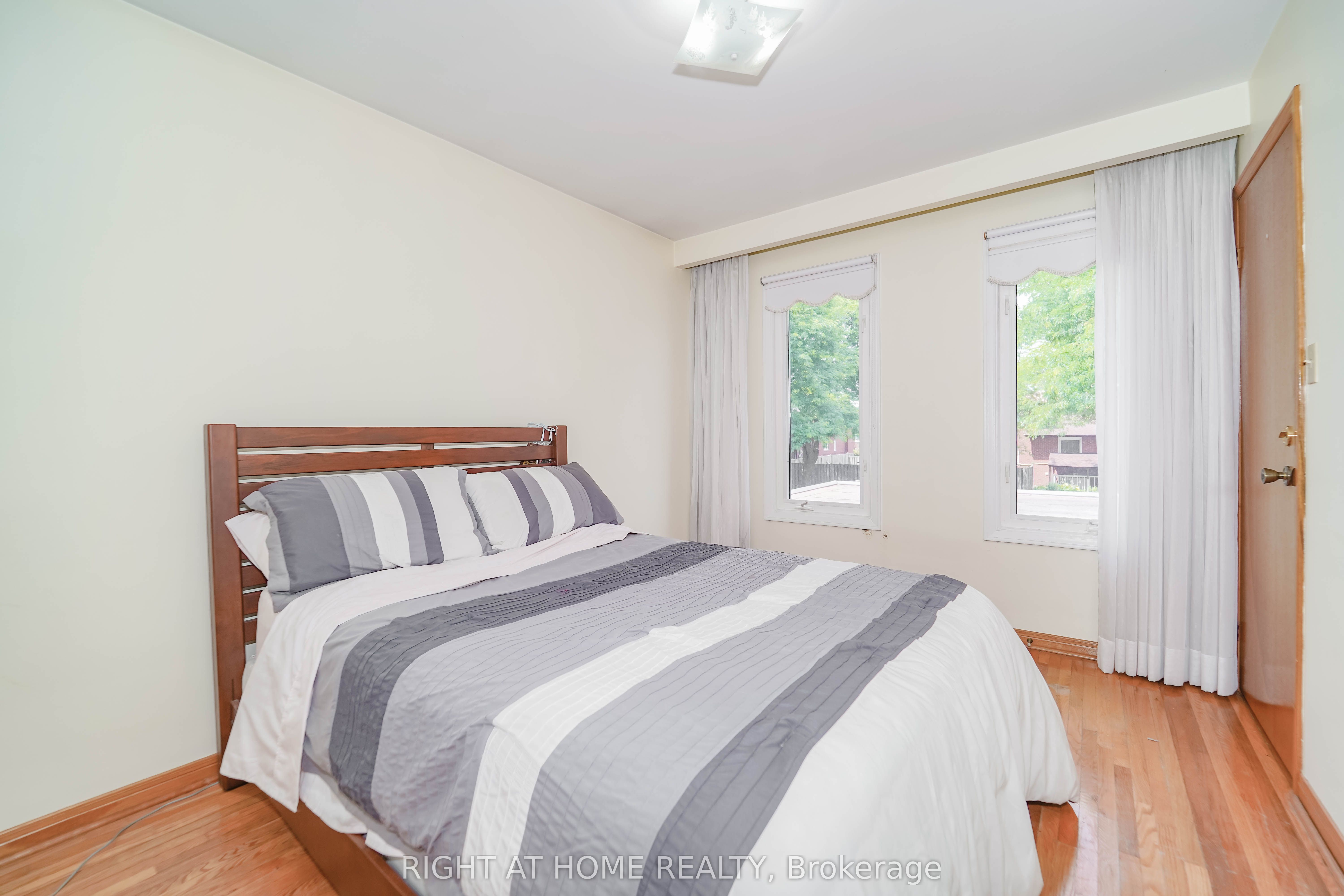 2 Lapworth Crescent Property Photo 21