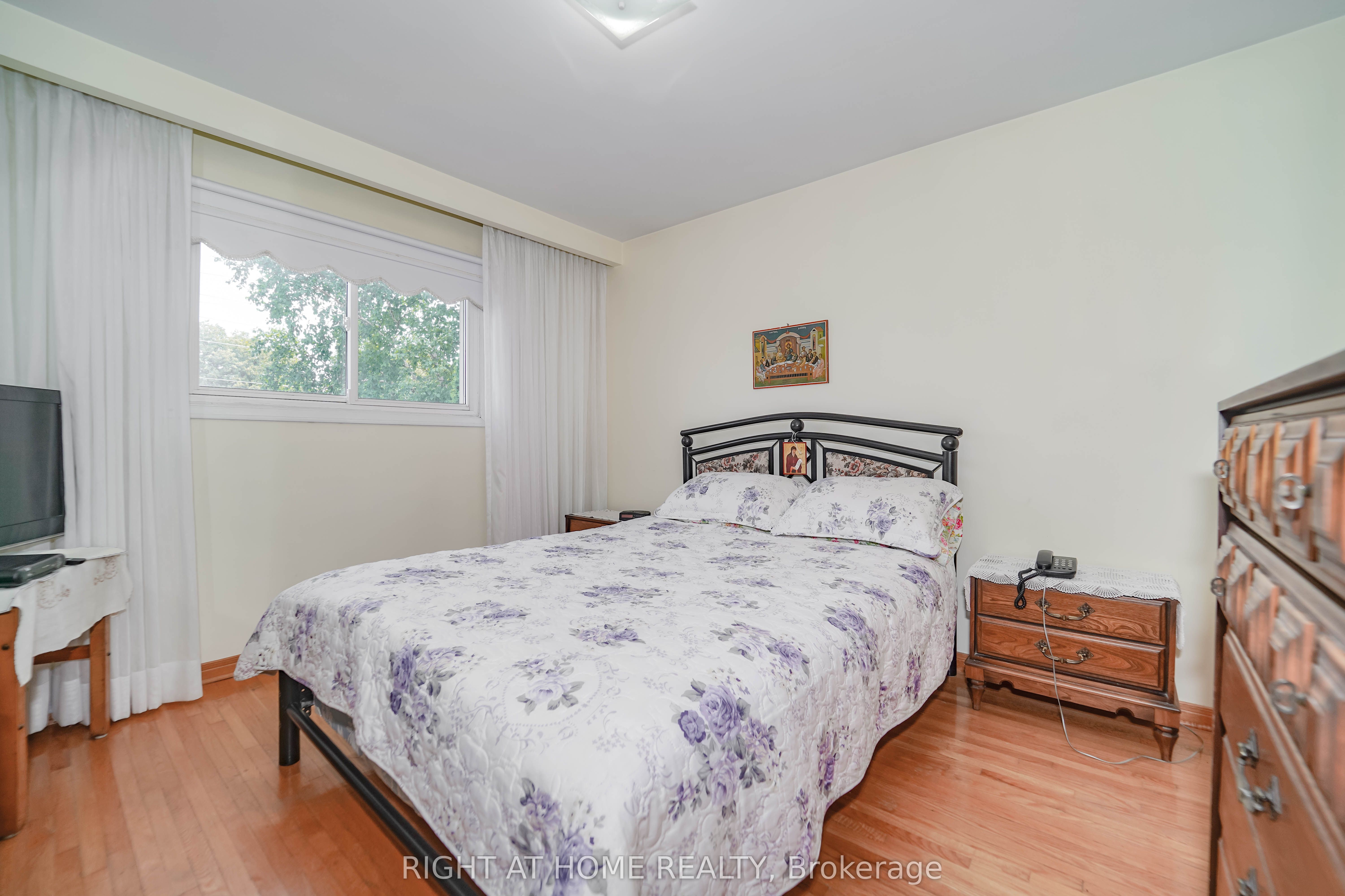 2 Lapworth Crescent Property Photo 22