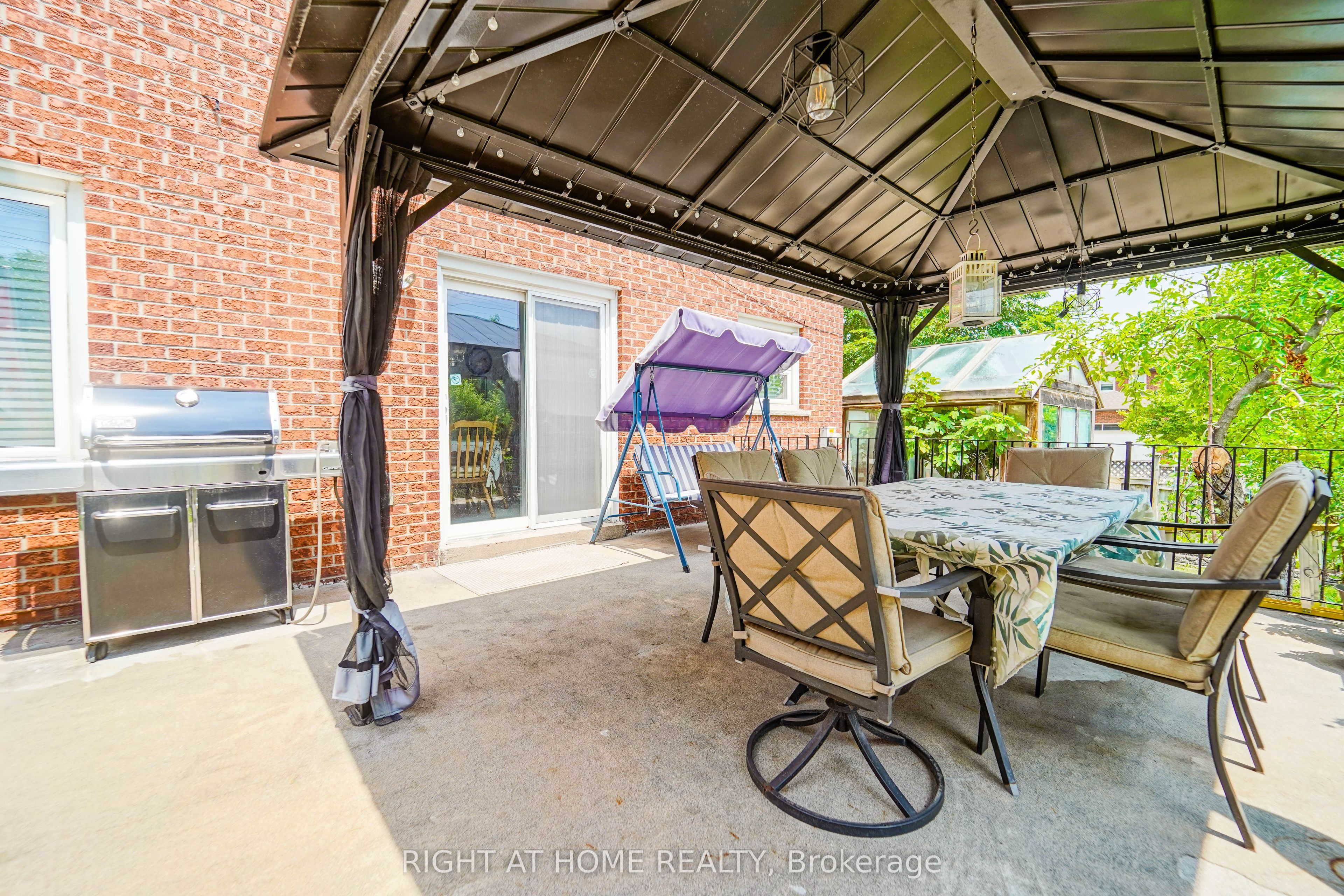 2 Lapworth Crescent Property Photo 38