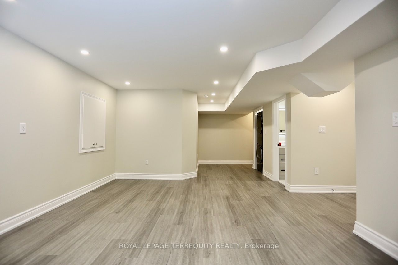 E13602766 Property Photo 2