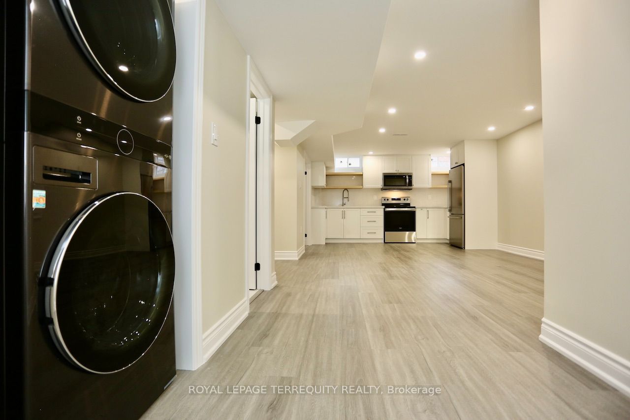 E13602766 Property Photo 12