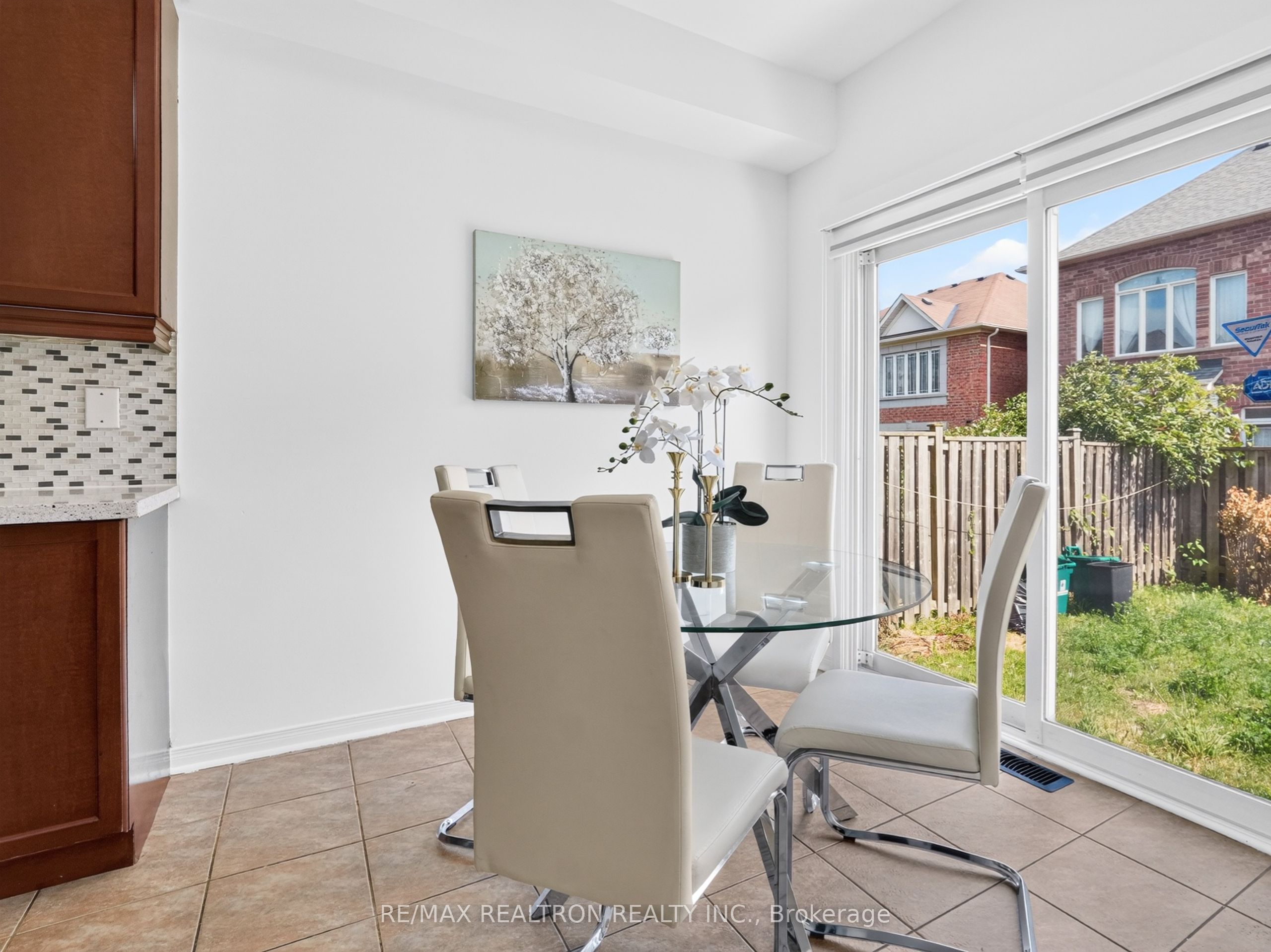 32 Whitlock Crescent Property Photo 10