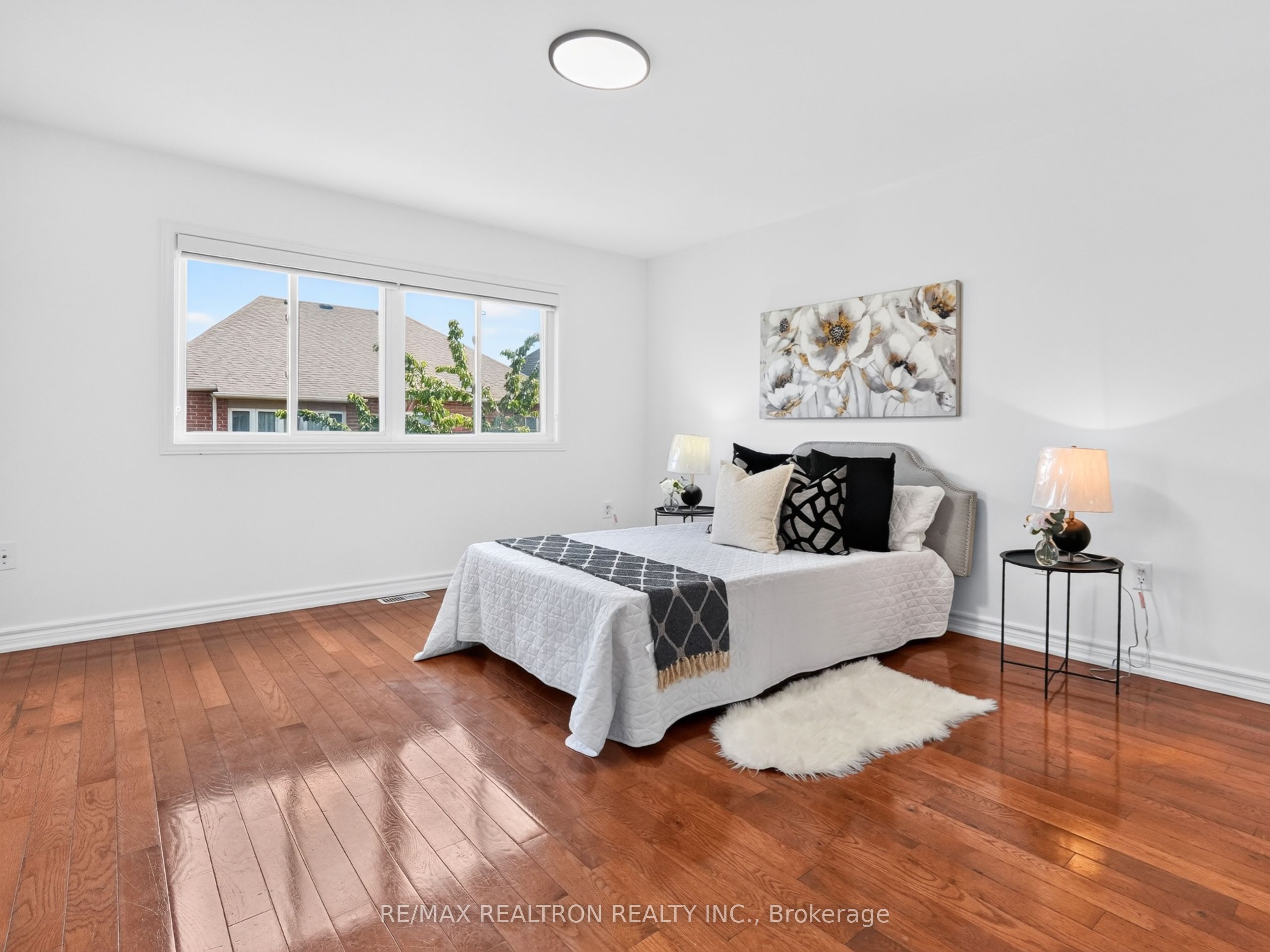 32 Whitlock Crescent Property Photo 15