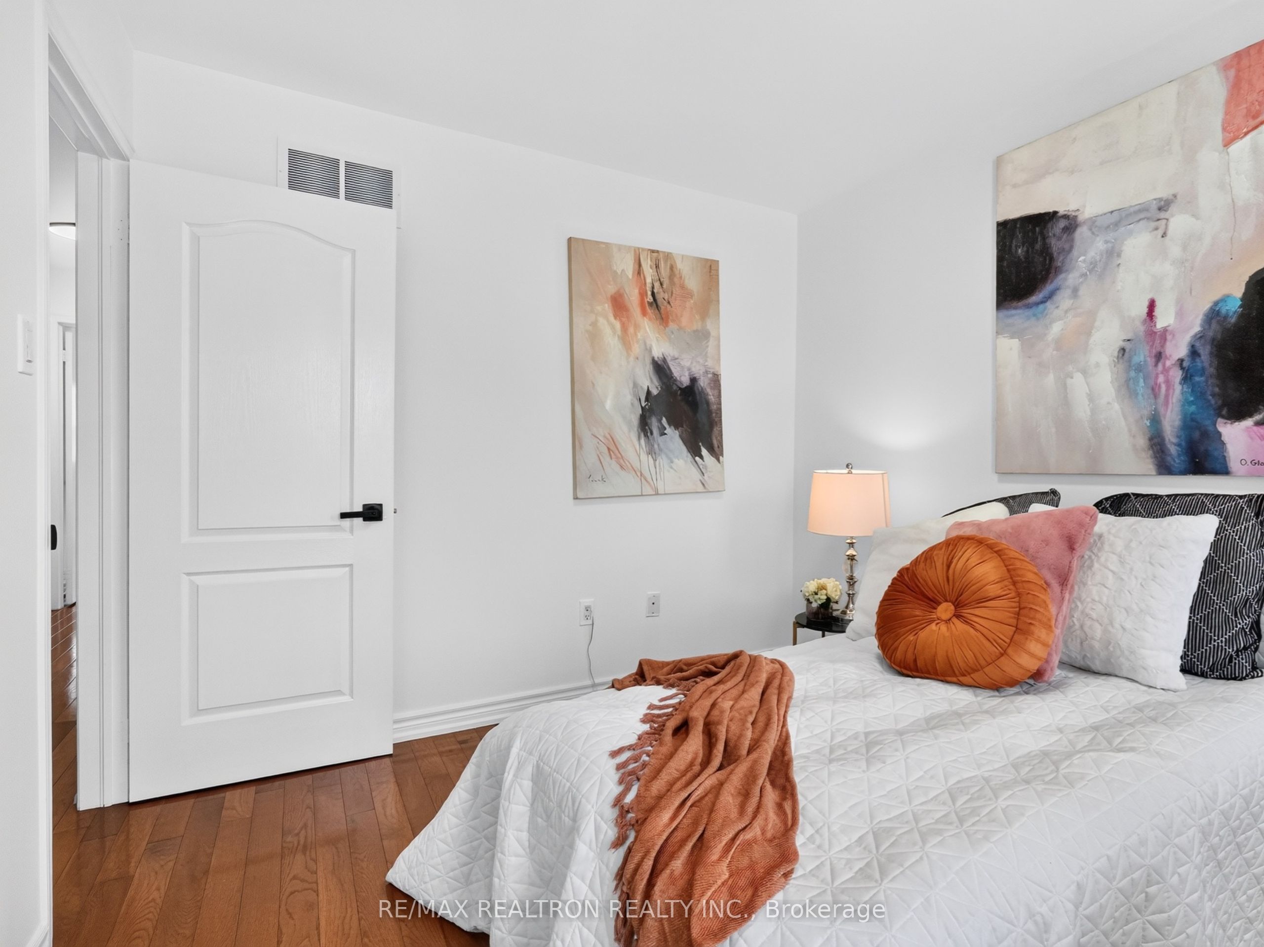 32 Whitlock Crescent Property Photo 24