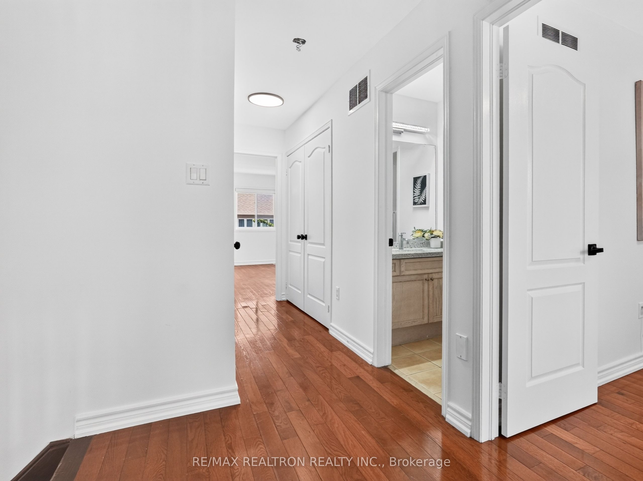32 Whitlock Crescent Property Photo 34